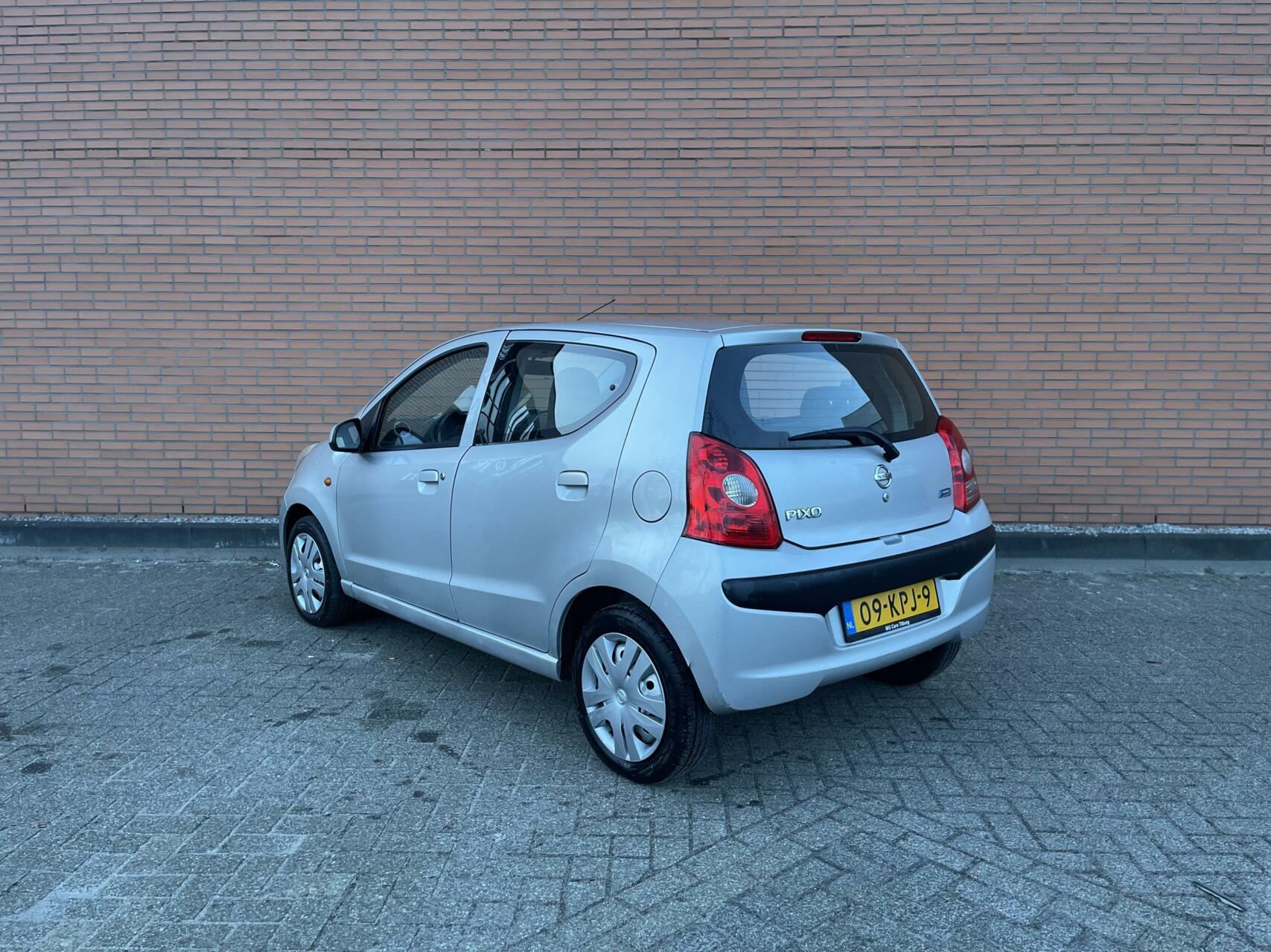 Foto van Nissan Pixo