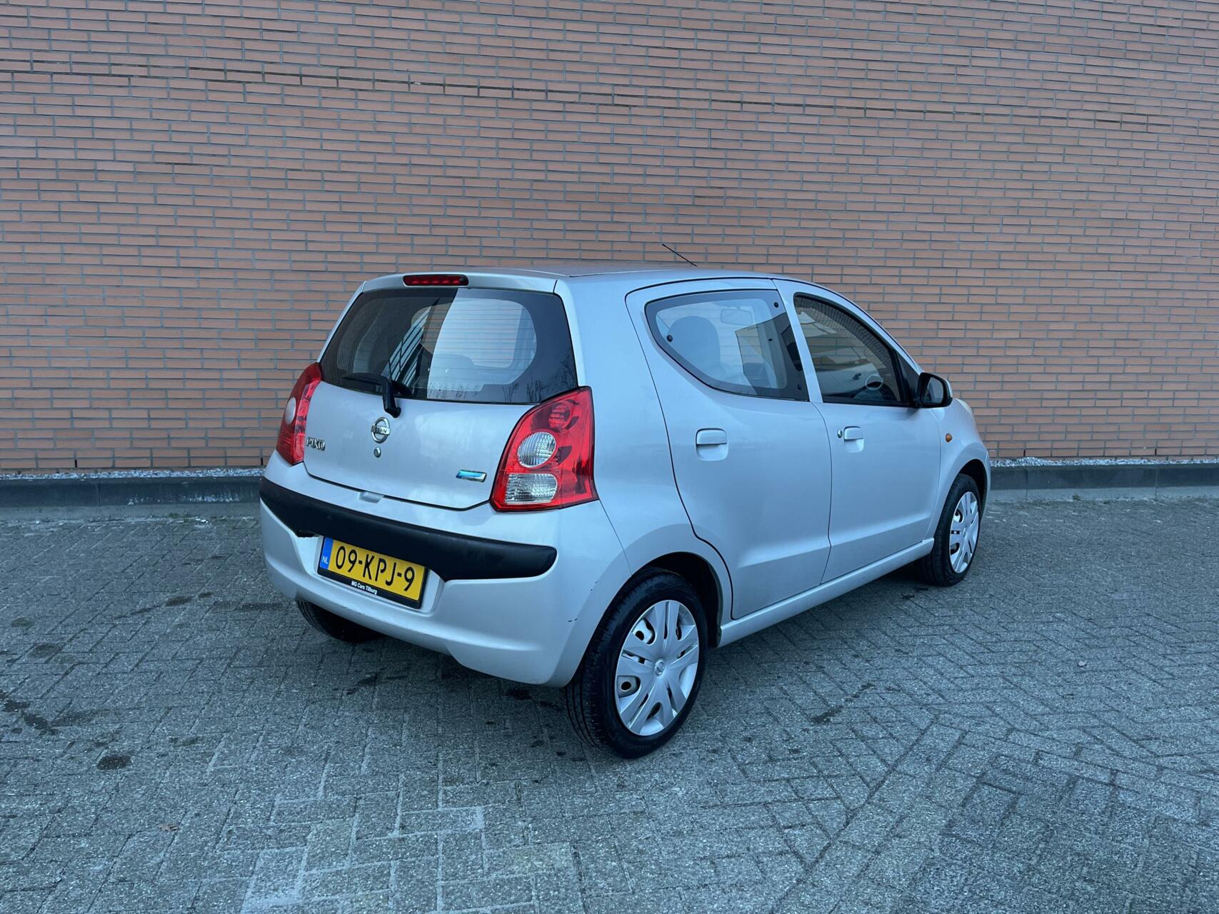 Foto van Nissan Pixo