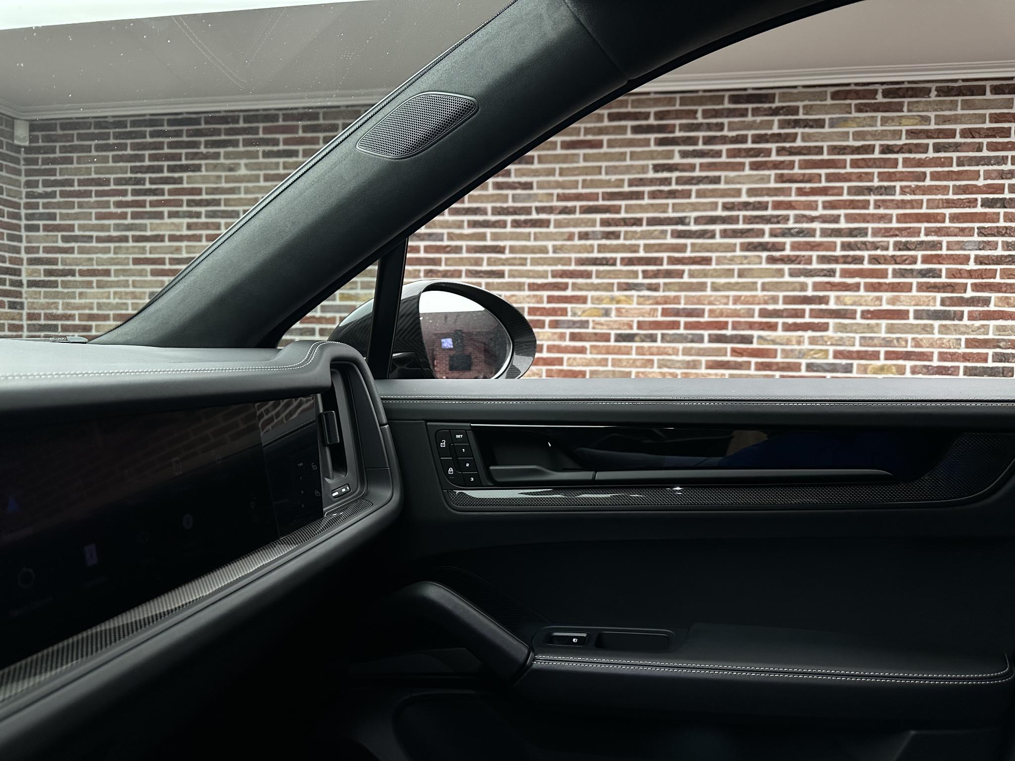 Foto van Porsche Cayenne Turbo E-hybrid