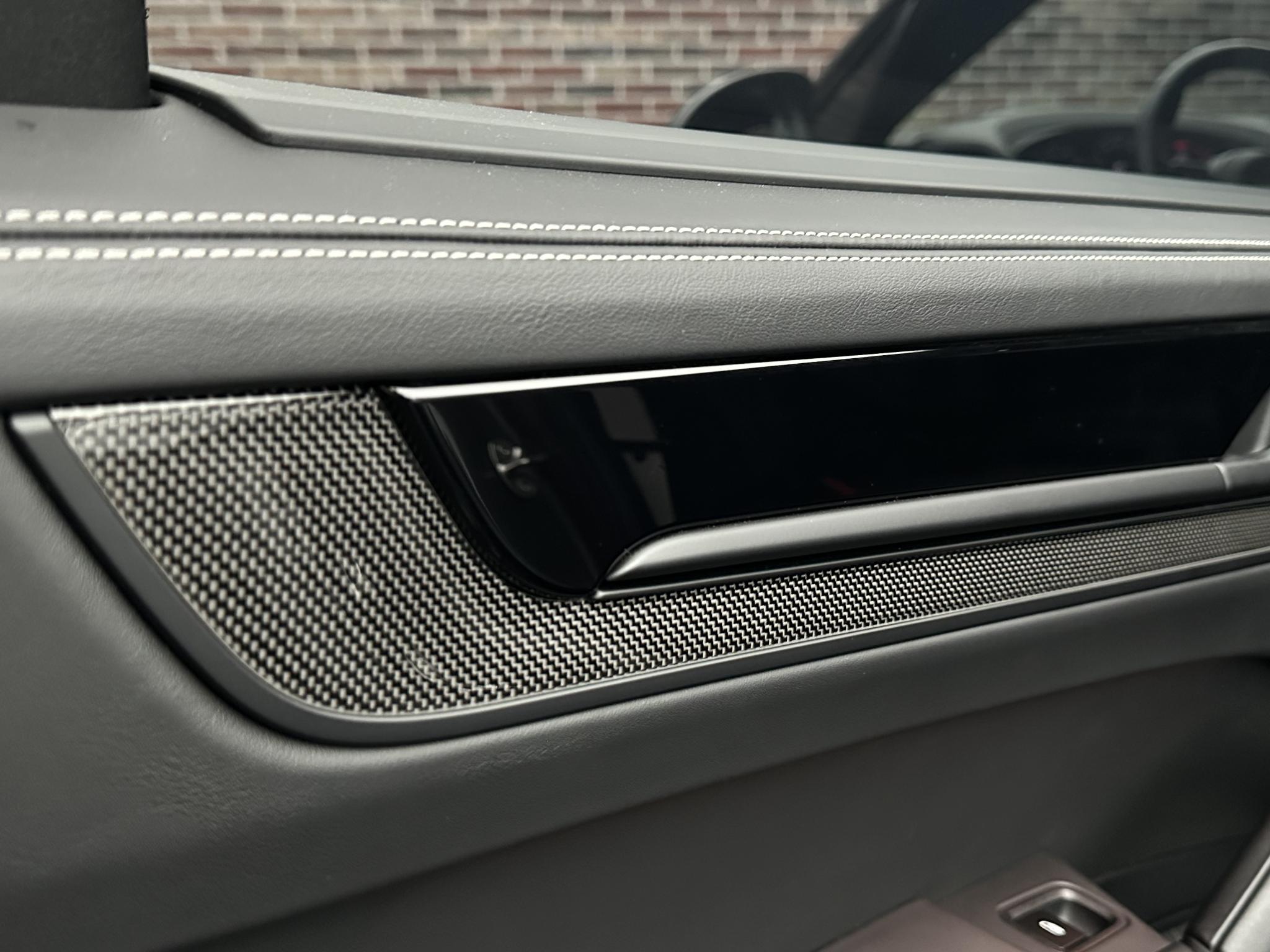 Foto van Porsche Cayenne Turbo E-hybrid