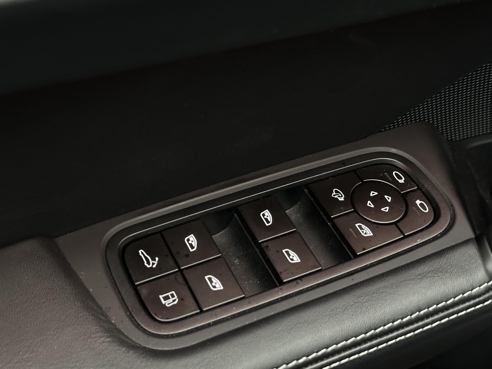 Foto van Porsche Cayenne Turbo E-hybrid