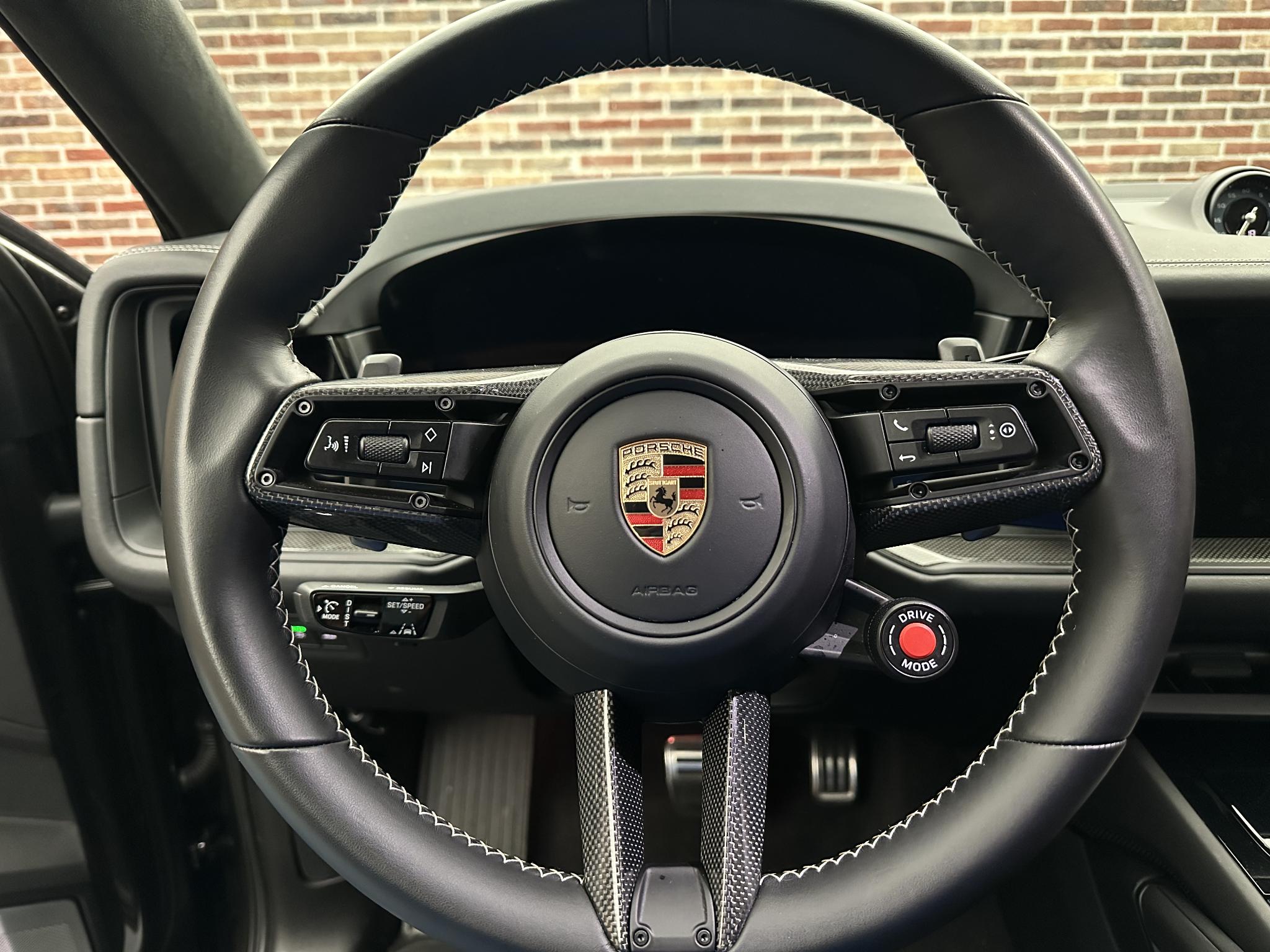 Foto van Porsche Cayenne Turbo E-hybrid