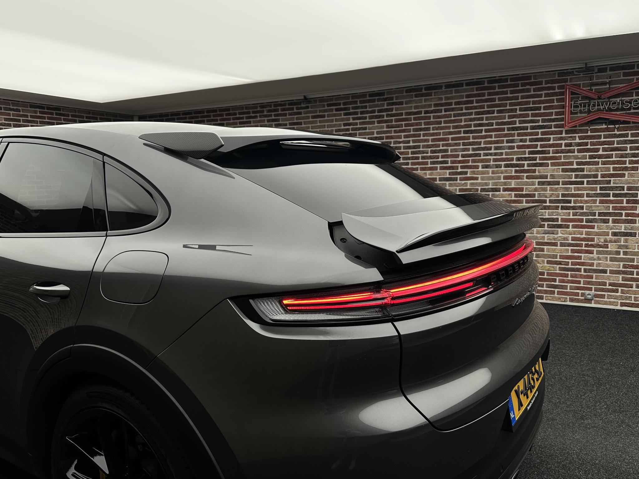 Foto van Porsche Cayenne Turbo E-hybrid