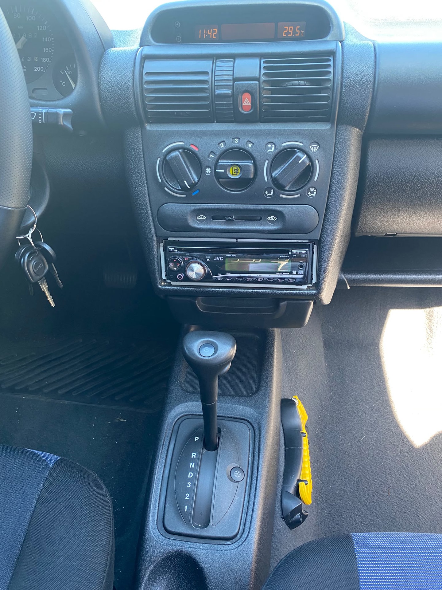 Foto van Opel Corsa-b