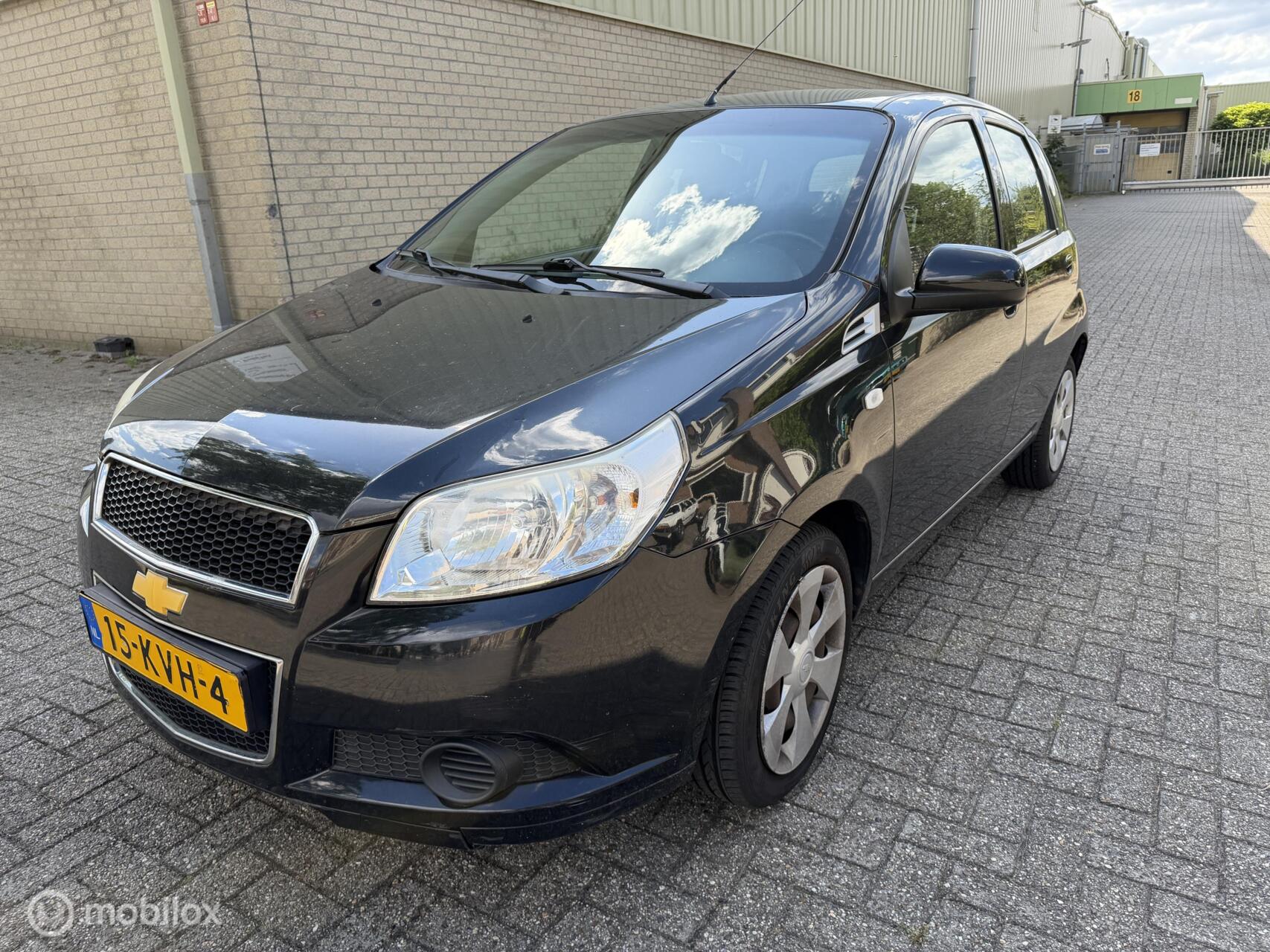 Chevrolet Aveo 1.2 16V LS B-clever, NAP, Airco 2010 - voorkant