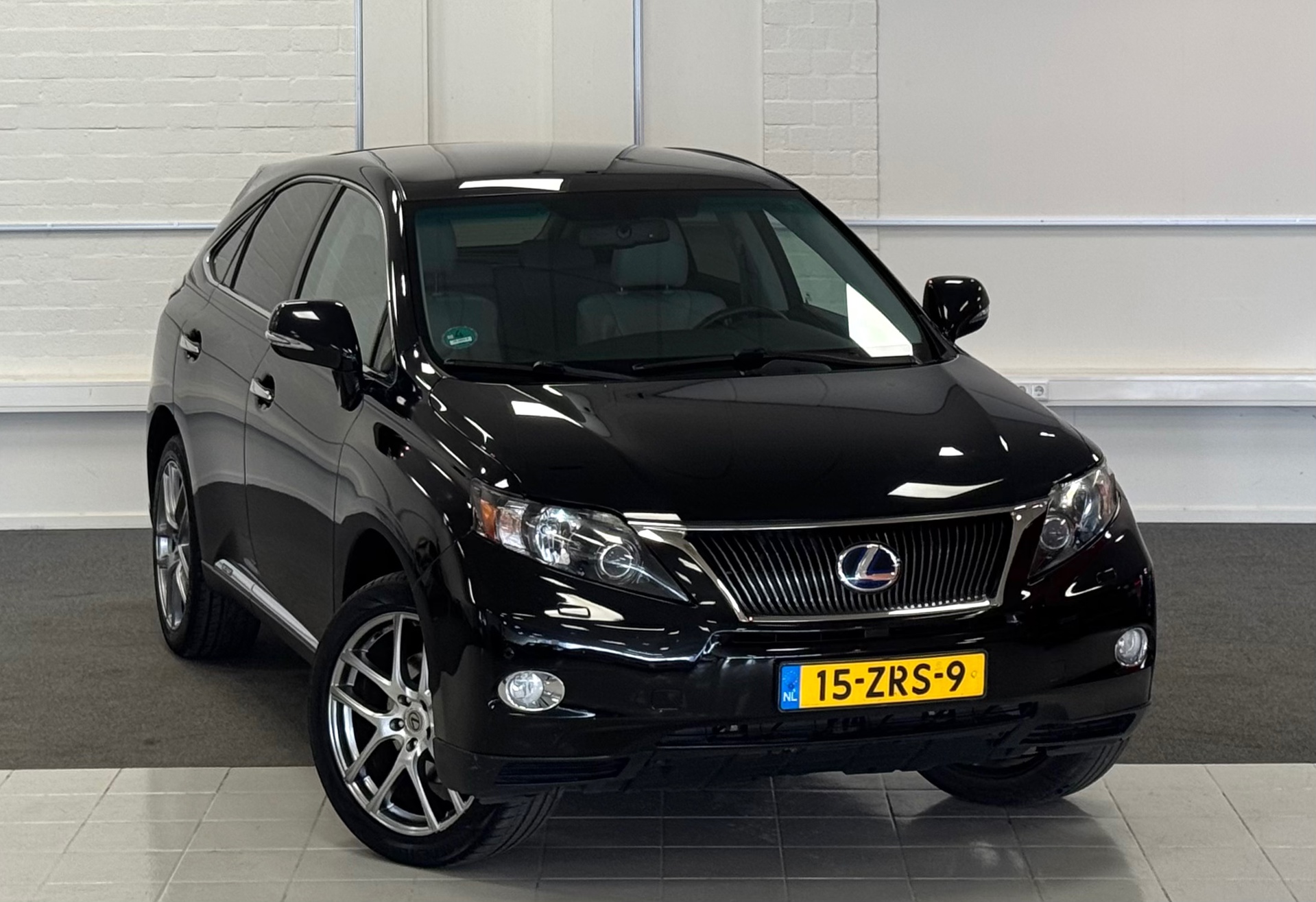 Foto van Lexus Lexus Rx450h