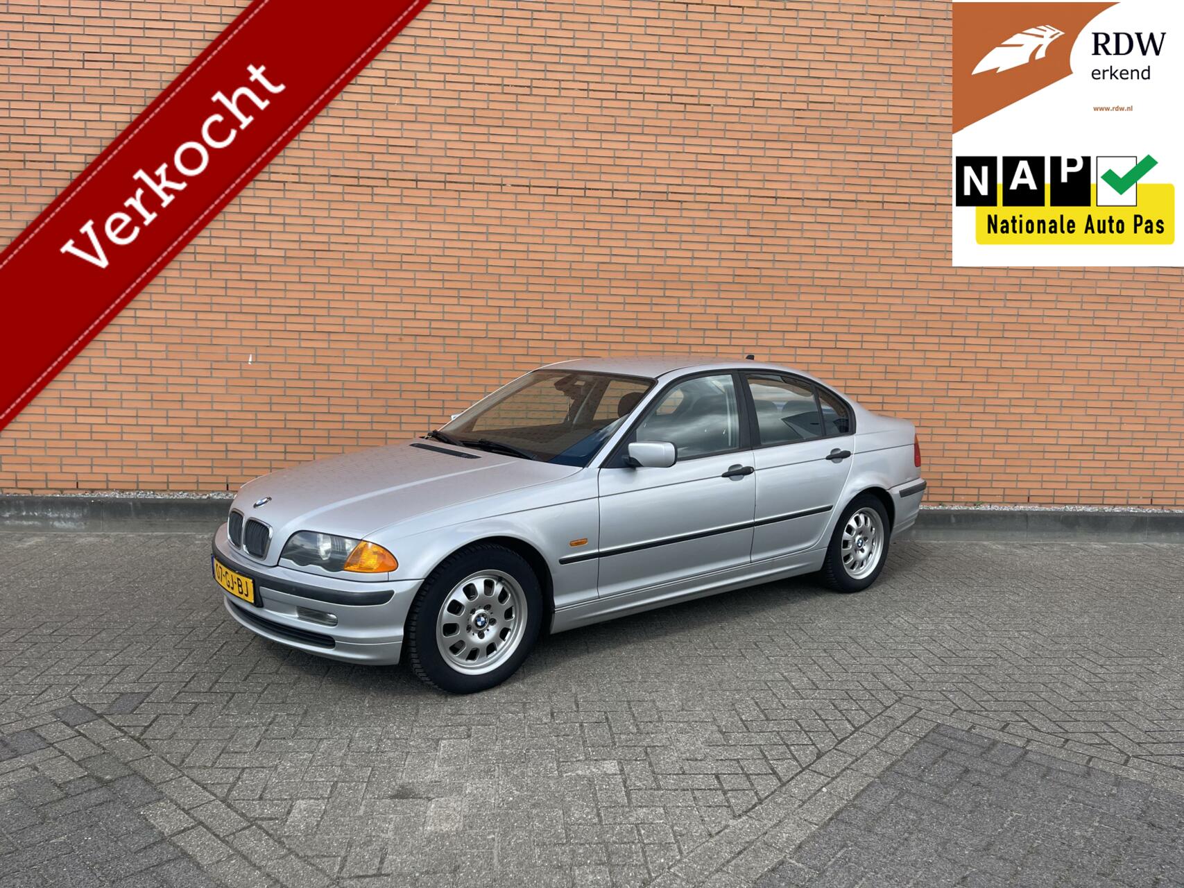 BMW 3-serie 316i Executive 191DKM | NAP | KLEP-SYSTEEM | 2000 - voorkant