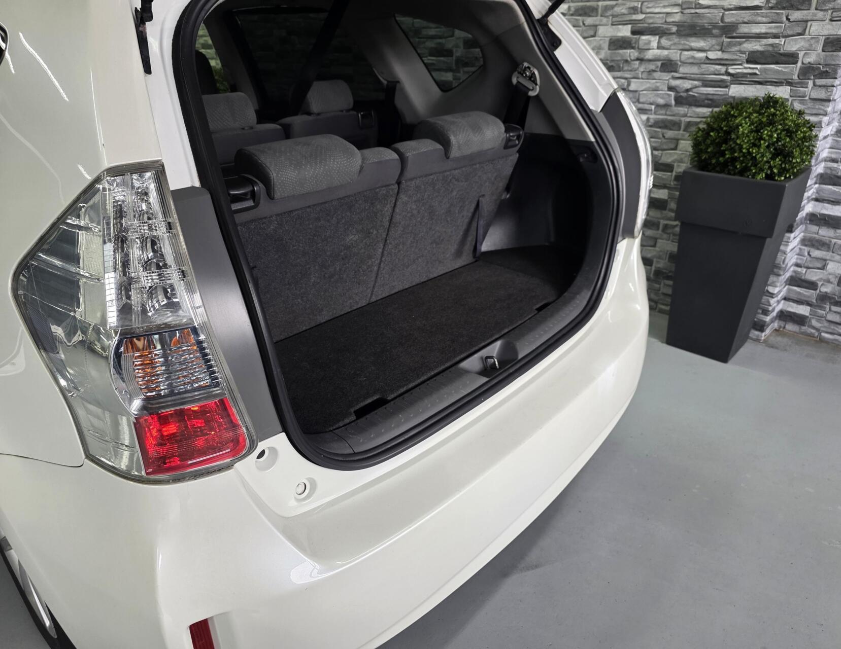Foto van Toyota Toyota Prius Plus