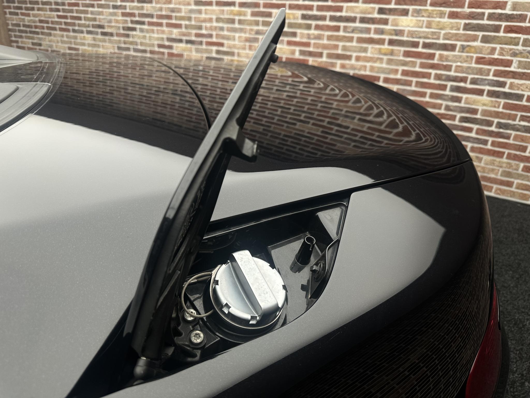 Foto van Aston Martin V8 Vantage Roadster