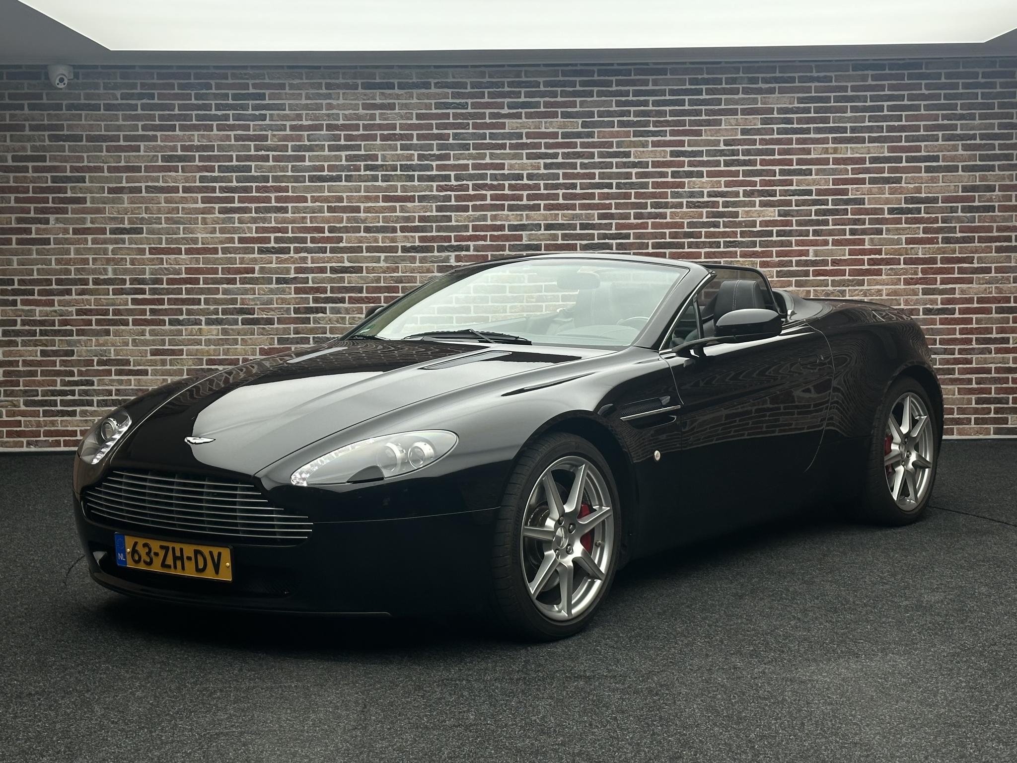 Foto van Aston Martin V8 Vantage Roadster