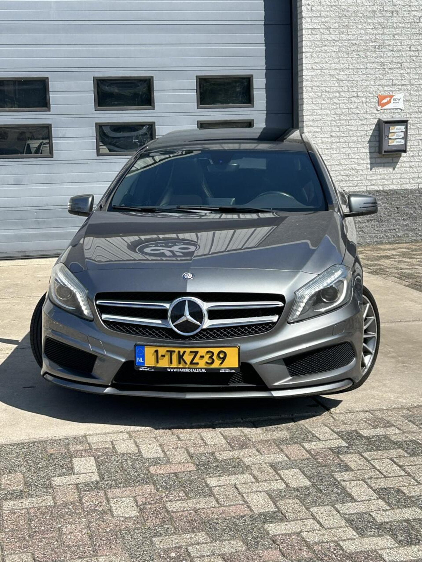 Foto van Mercedes-Benz A 180