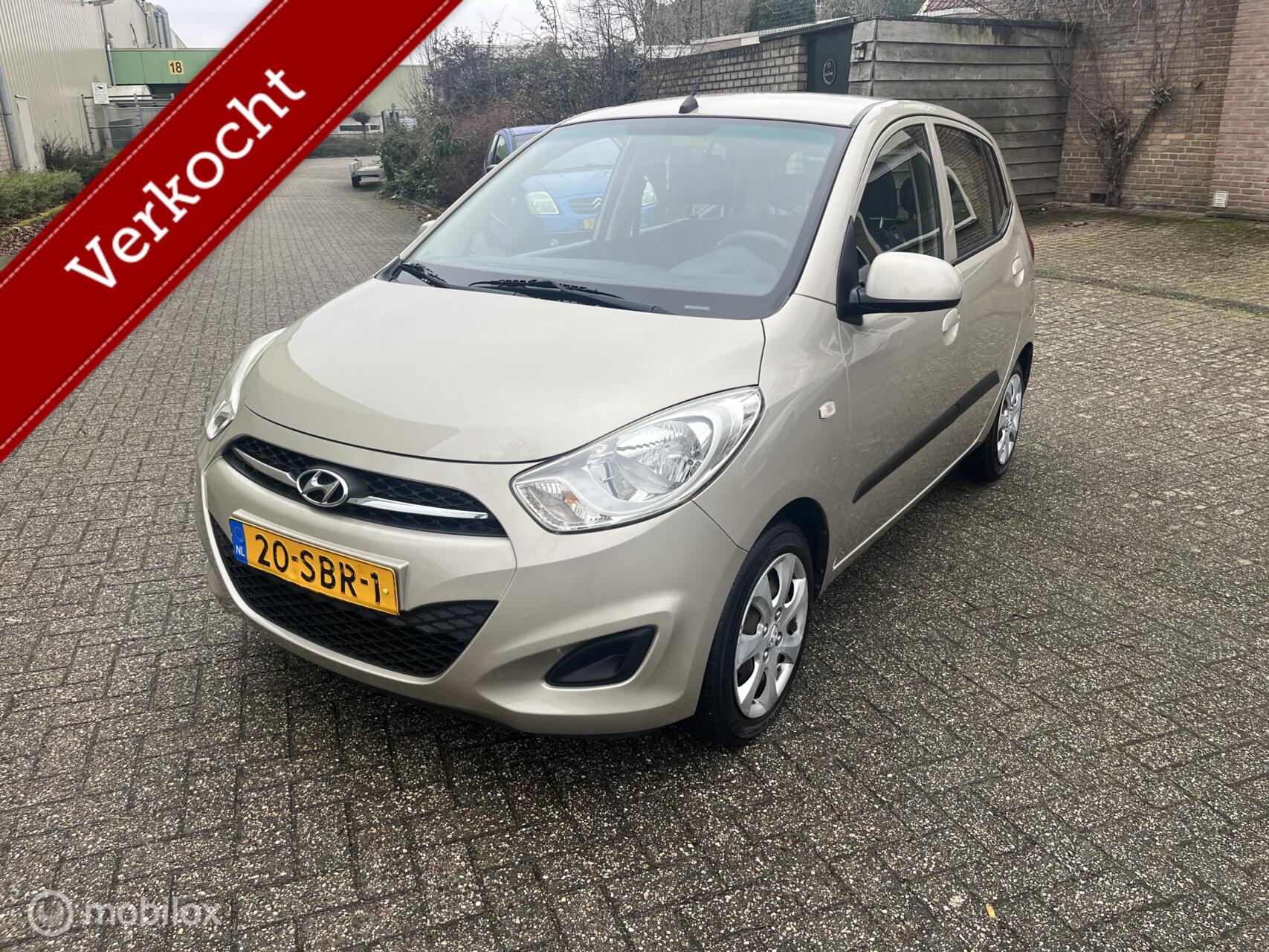 Hyundai I 10 1.1 i-Drive Cool 2011 - voorkant