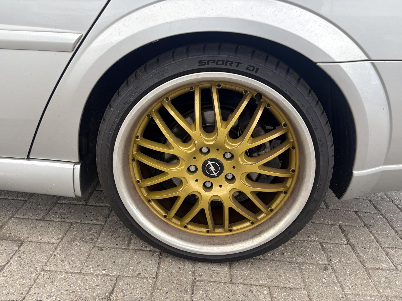 Foto van Opel Vectra-c-cc