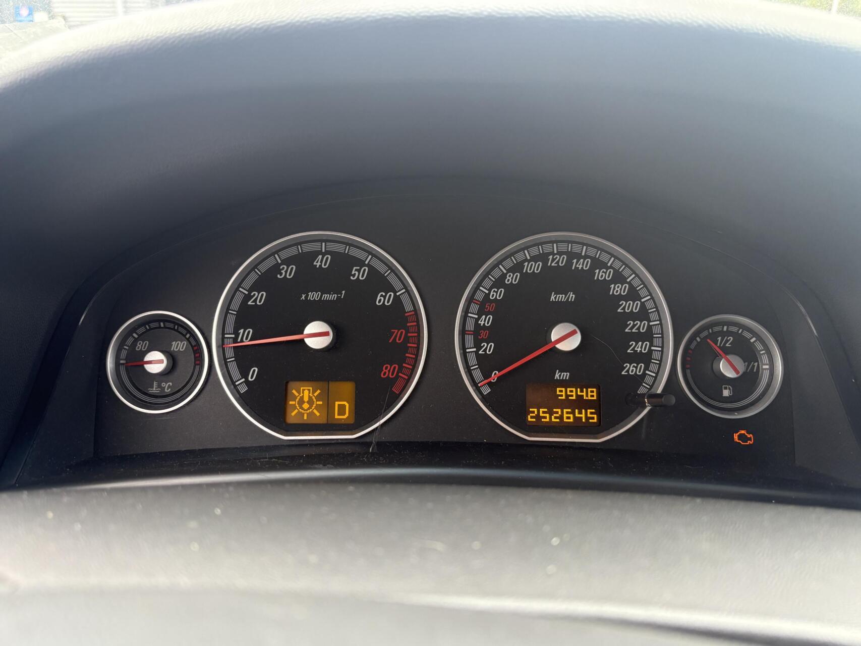 Foto van Opel Vectra-c-cc