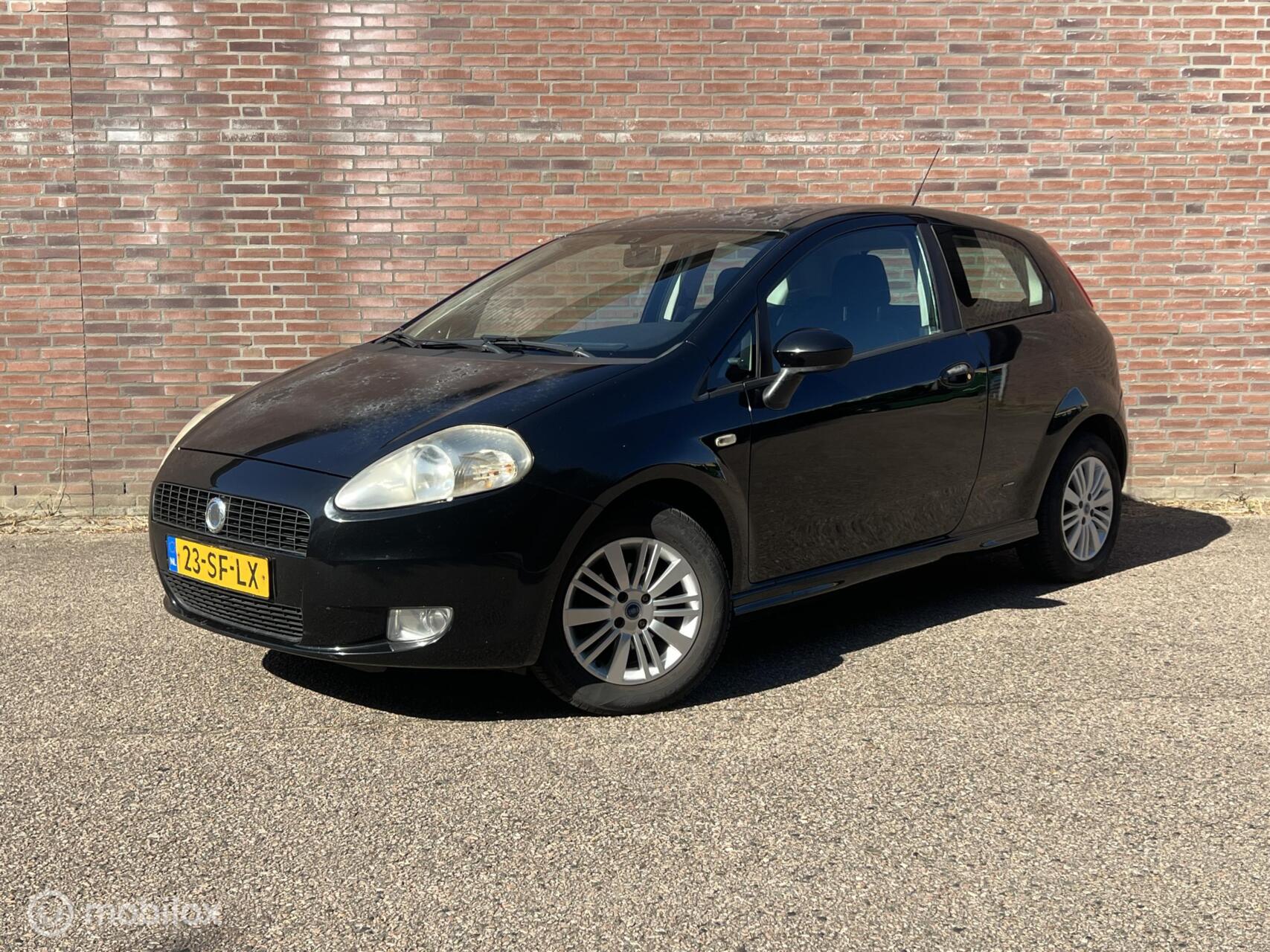 Fiat Fiat Punto 1.4 Dynamic |Apk 8-2027! 2006 - voorkant