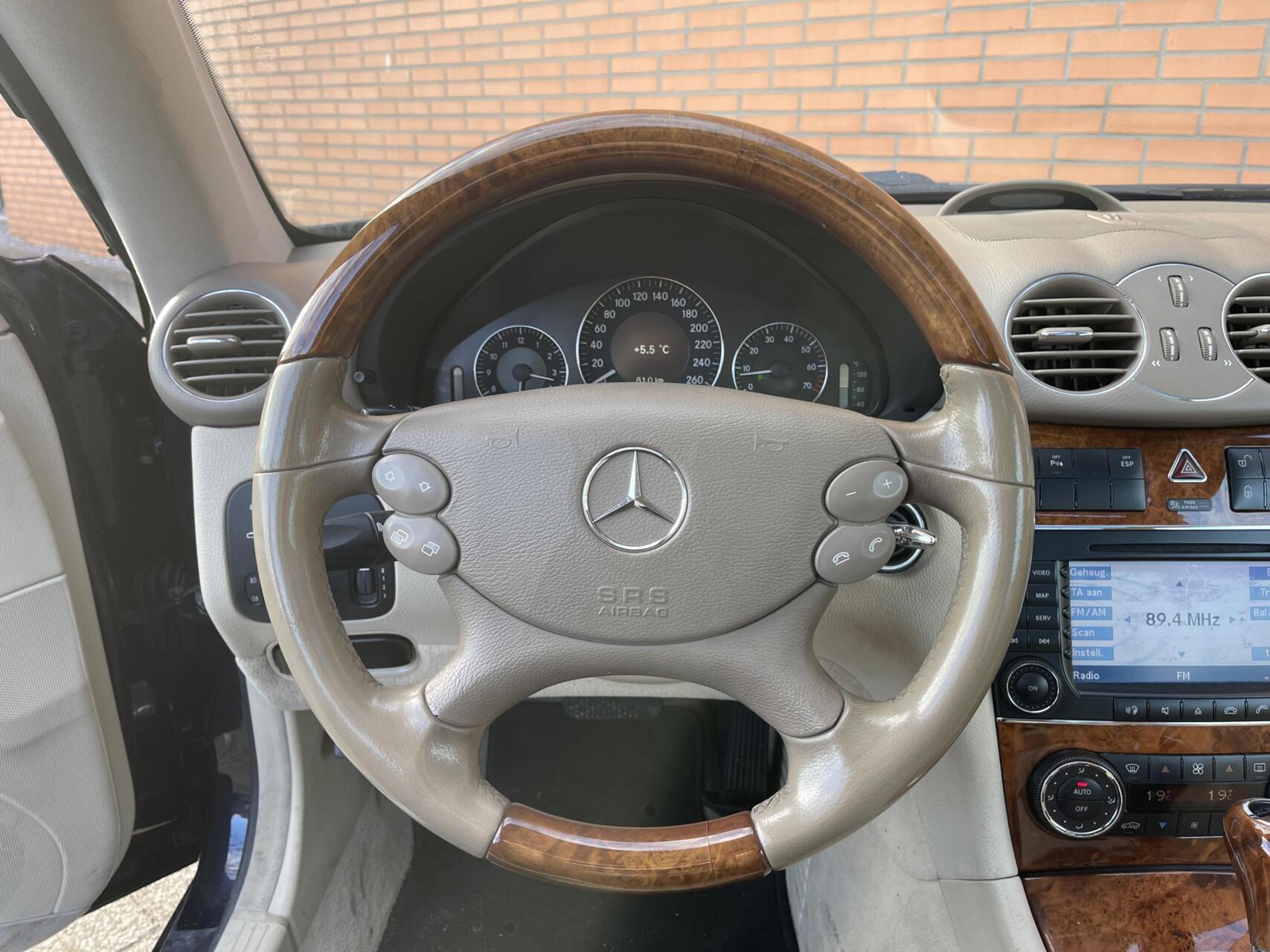 Foto van Mercedes-Benz CLK 350