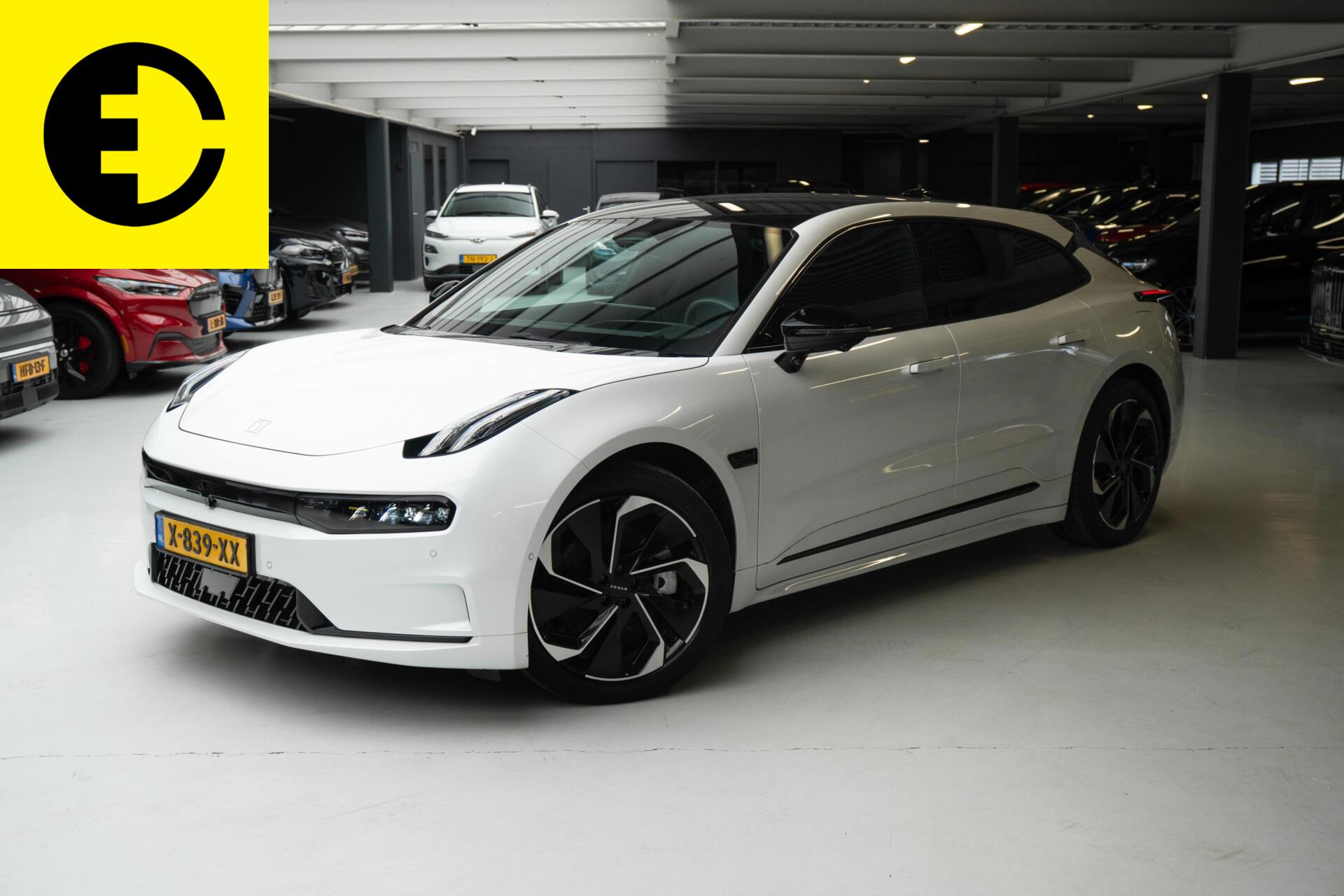Zeekr 001 RWD Long Range 100 kWh | Alcantara/Leder | Stoelverwarming | Incl.BTW 2024 - voorkant