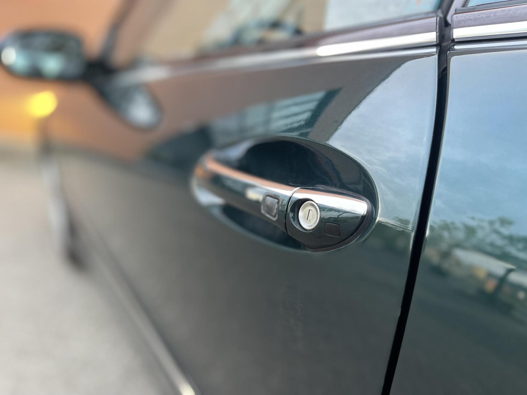 Foto van Mercedes-Benz CLK 320