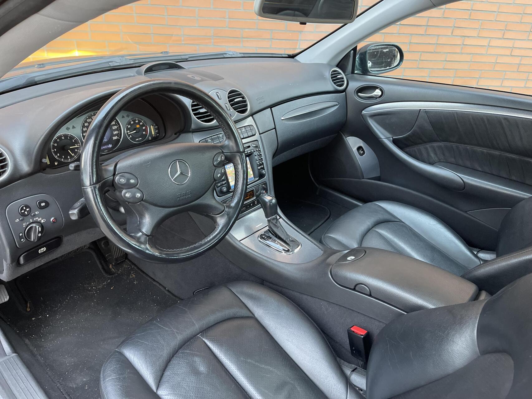 Foto van Mercedes-Benz CLK 320