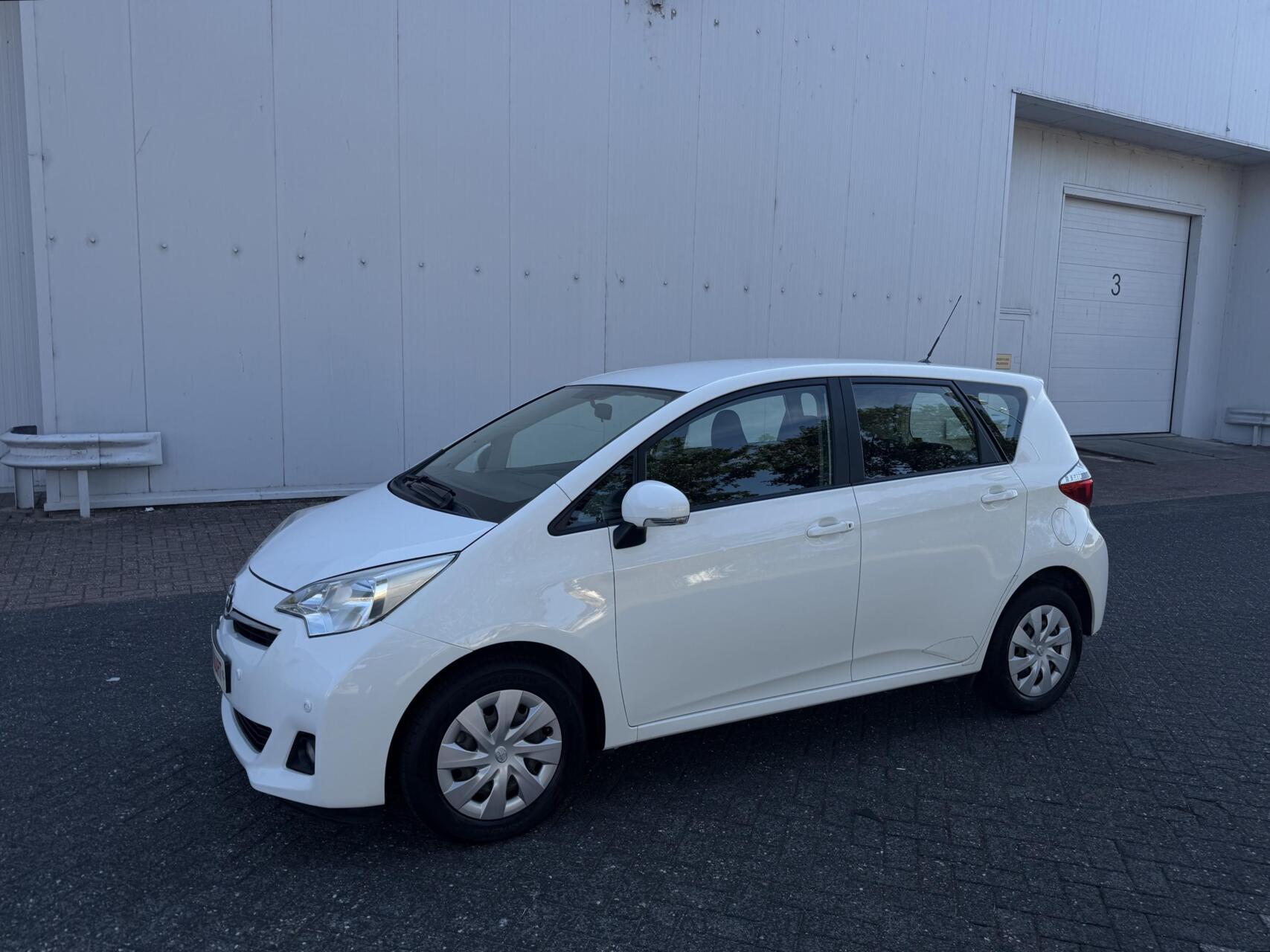 Foto van Toyota Toyota Verso-s