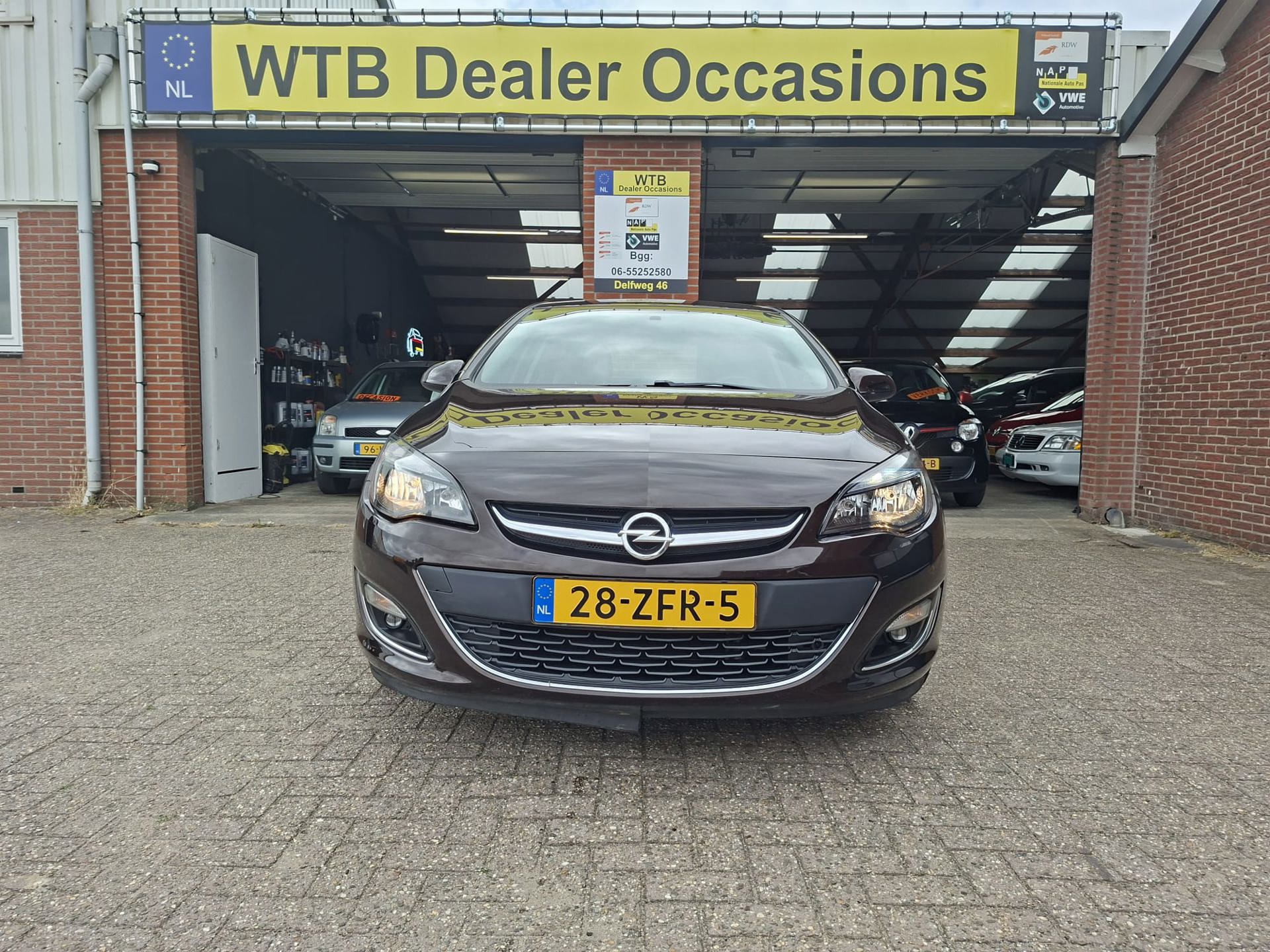 Foto van Opel Astra Notchback
