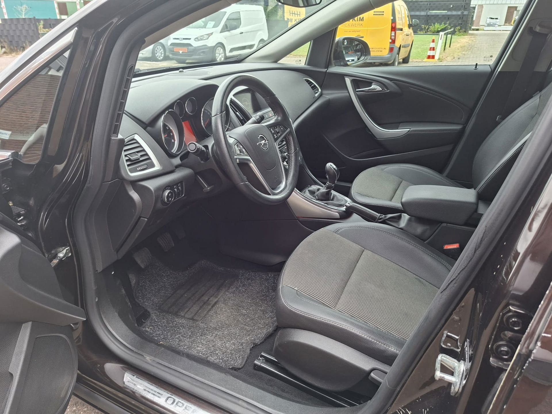 Foto van Opel Astra Notchback
