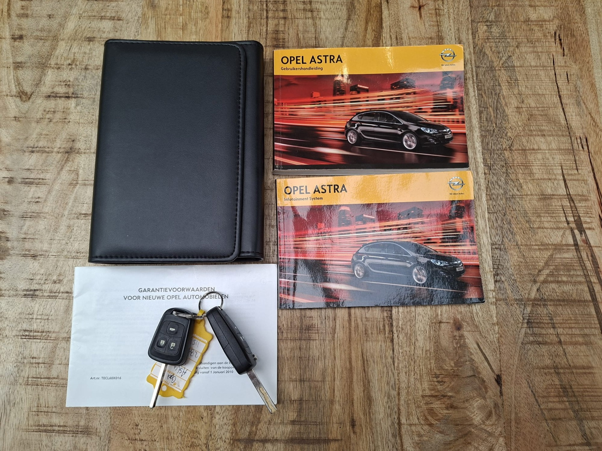 Foto van Opel Astra Notchback