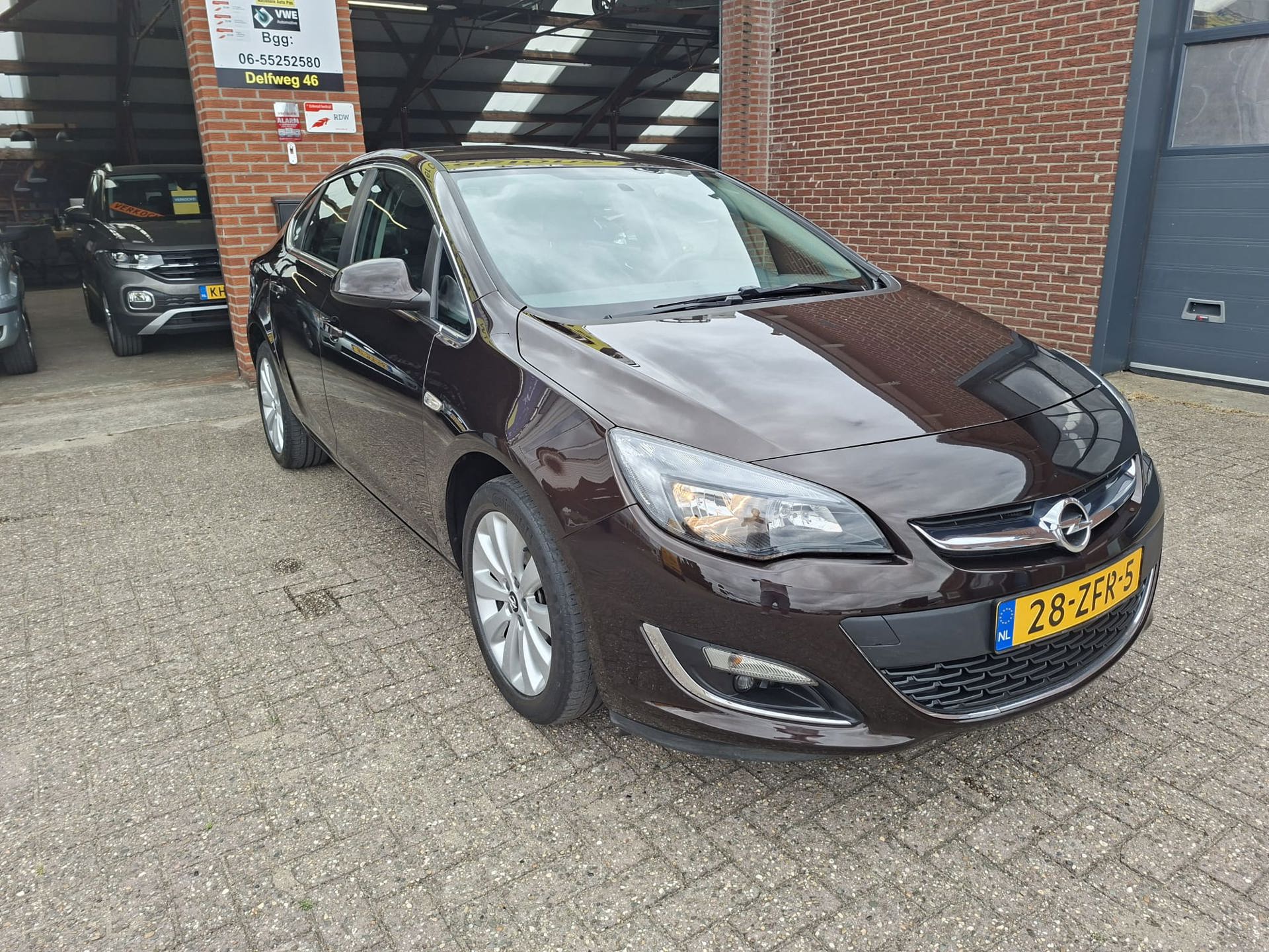 Foto van Opel Astra Notchback