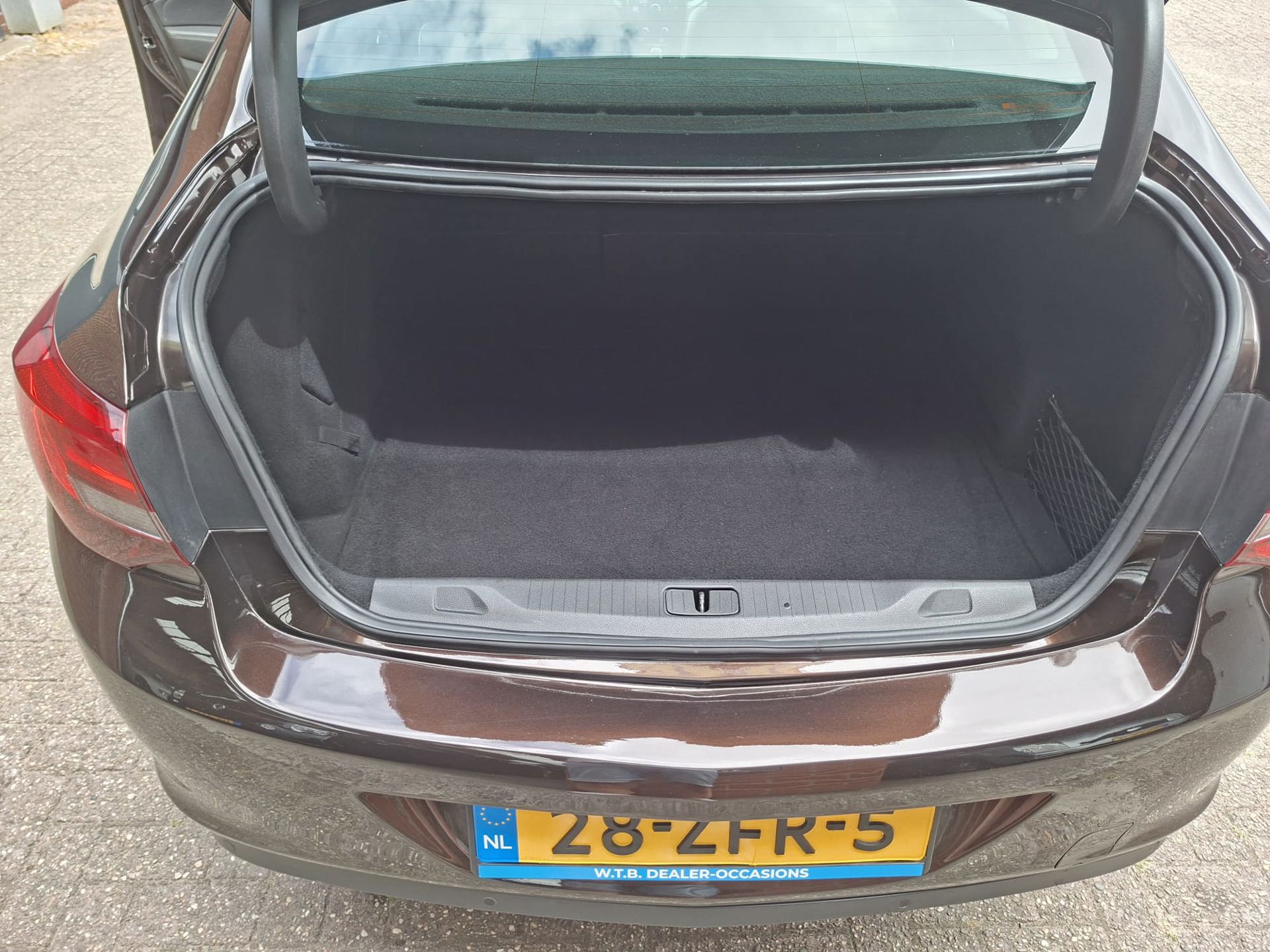 Foto van Opel Astra Notchback