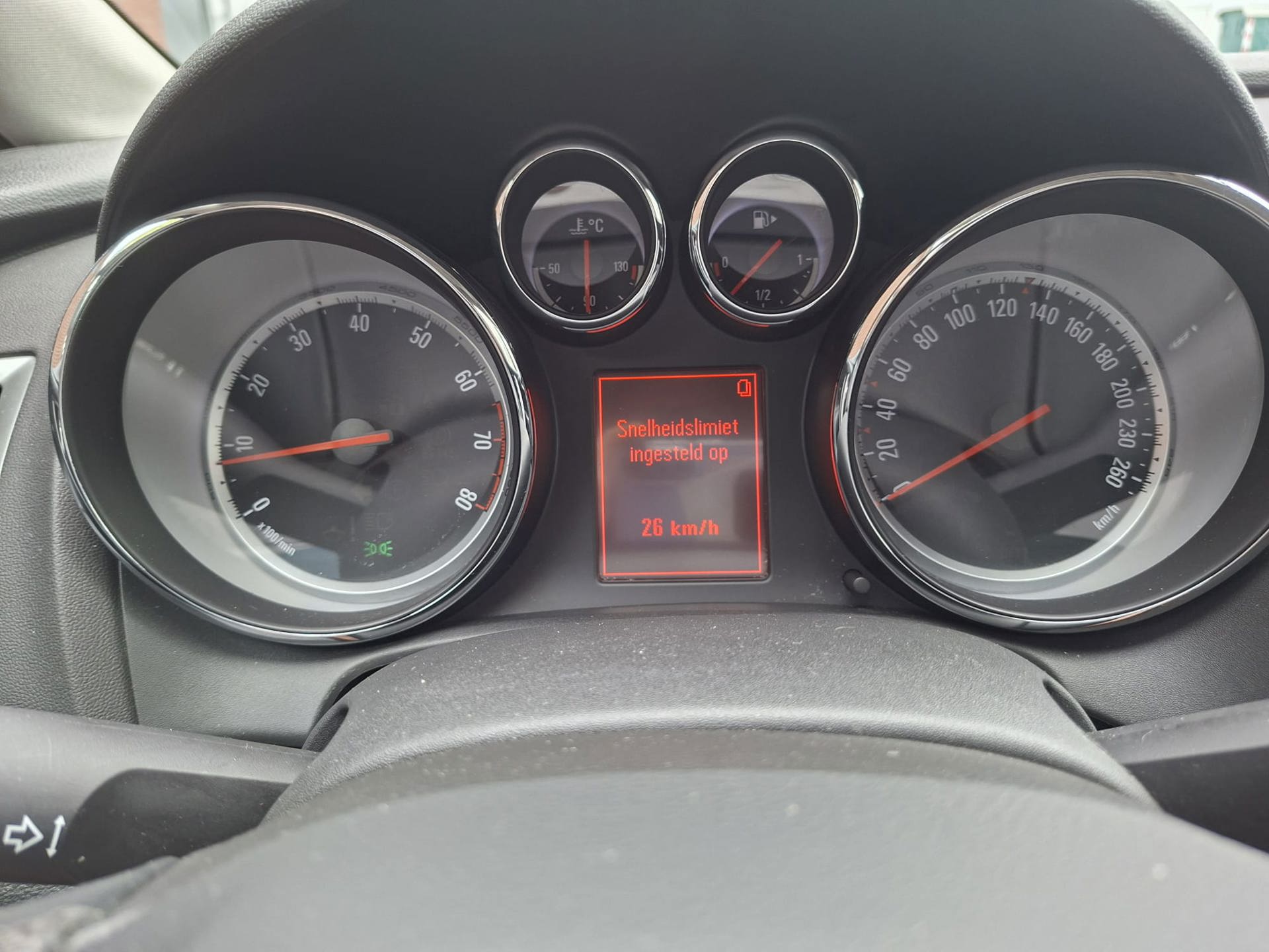 Foto van Opel Astra Notchback