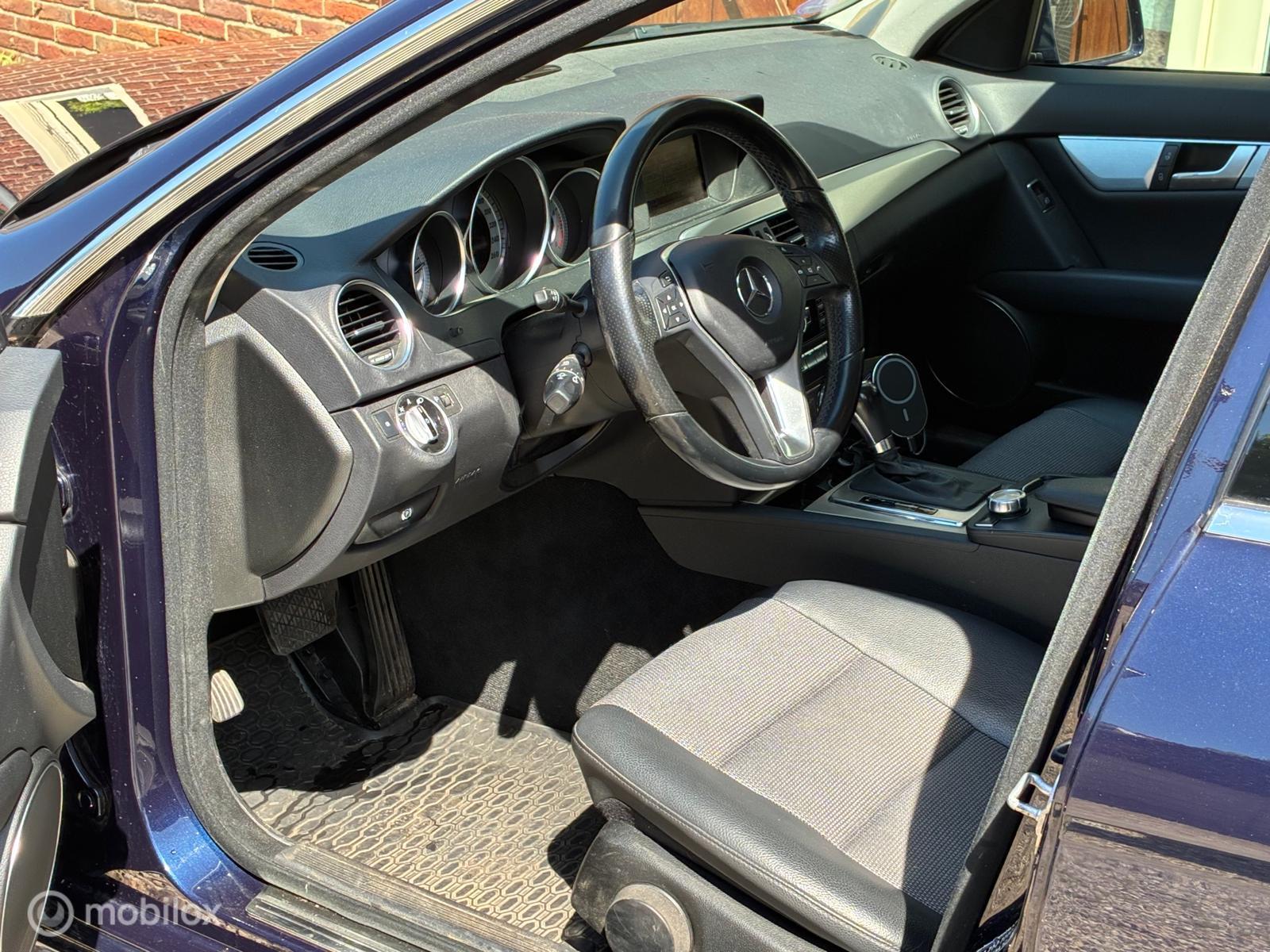 Foto van Mercedes-Benz C 180