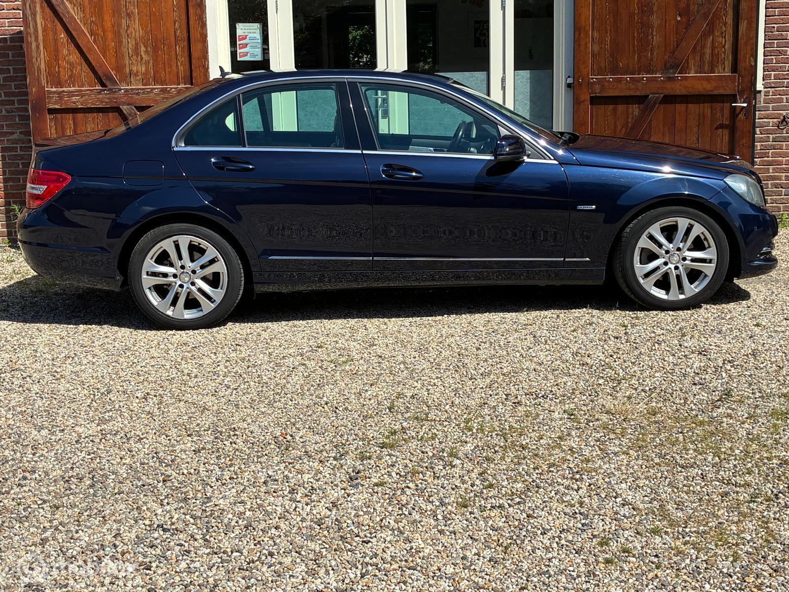 Foto van Mercedes-Benz C 180