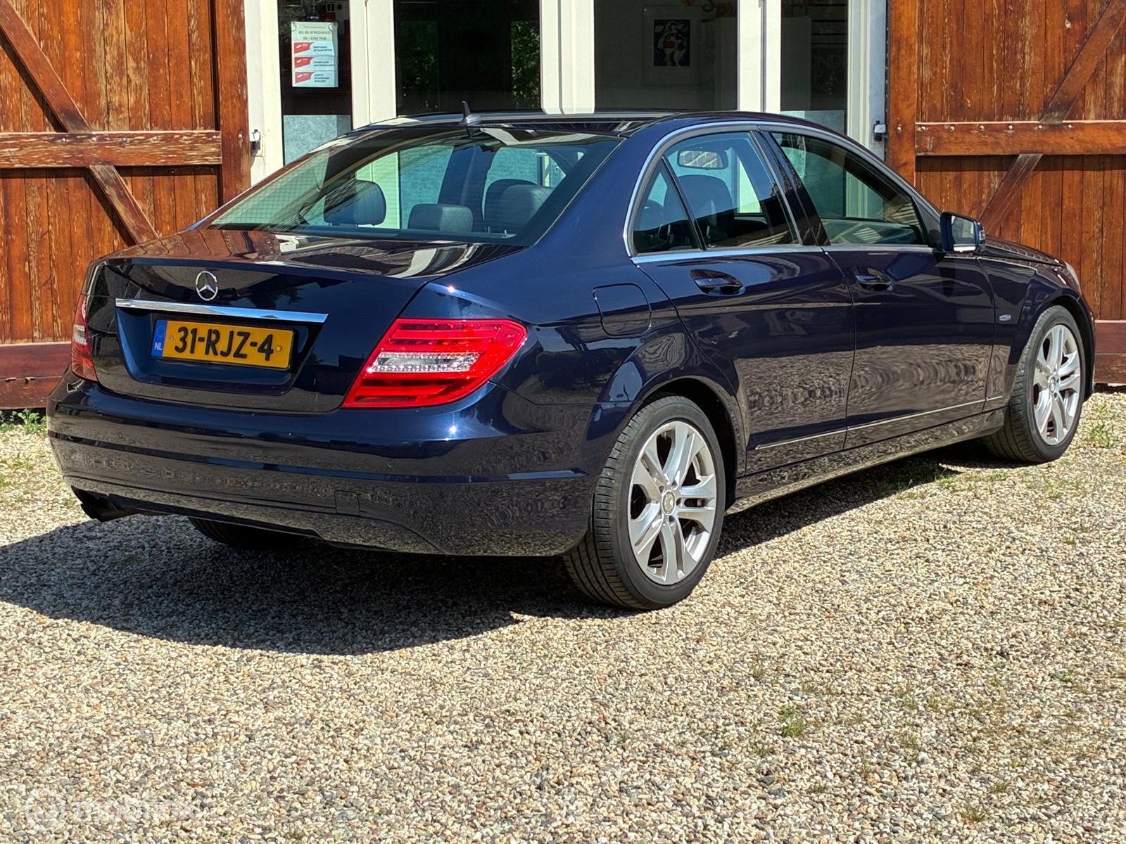 Foto van Mercedes-Benz C 180