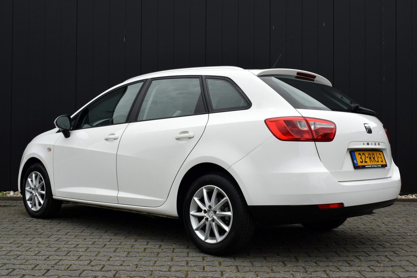 Foto van Seat Ibiza ST