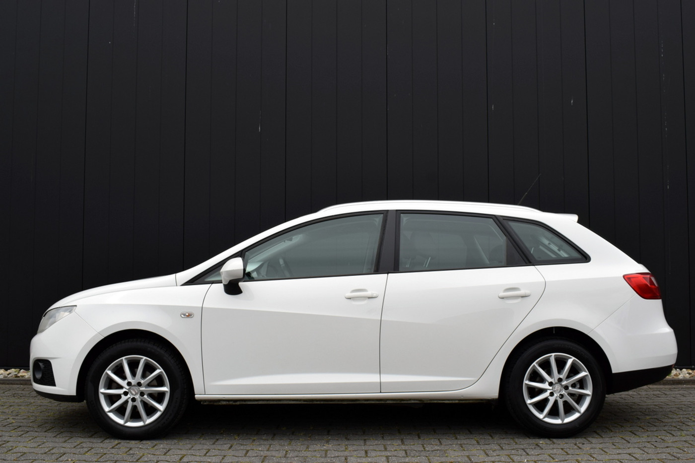 Foto van Seat Ibiza ST
