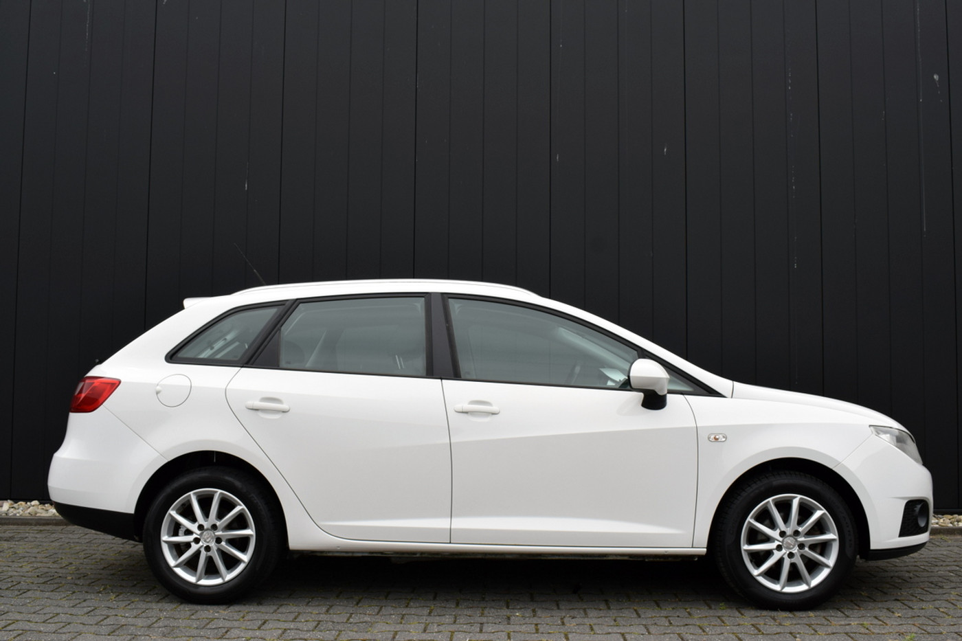 Foto van Seat Ibiza ST
