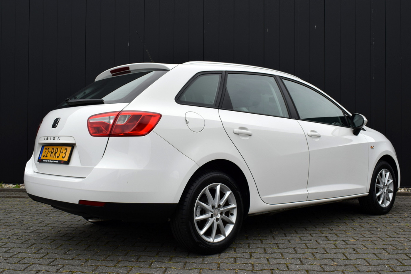 Foto van Seat Ibiza ST