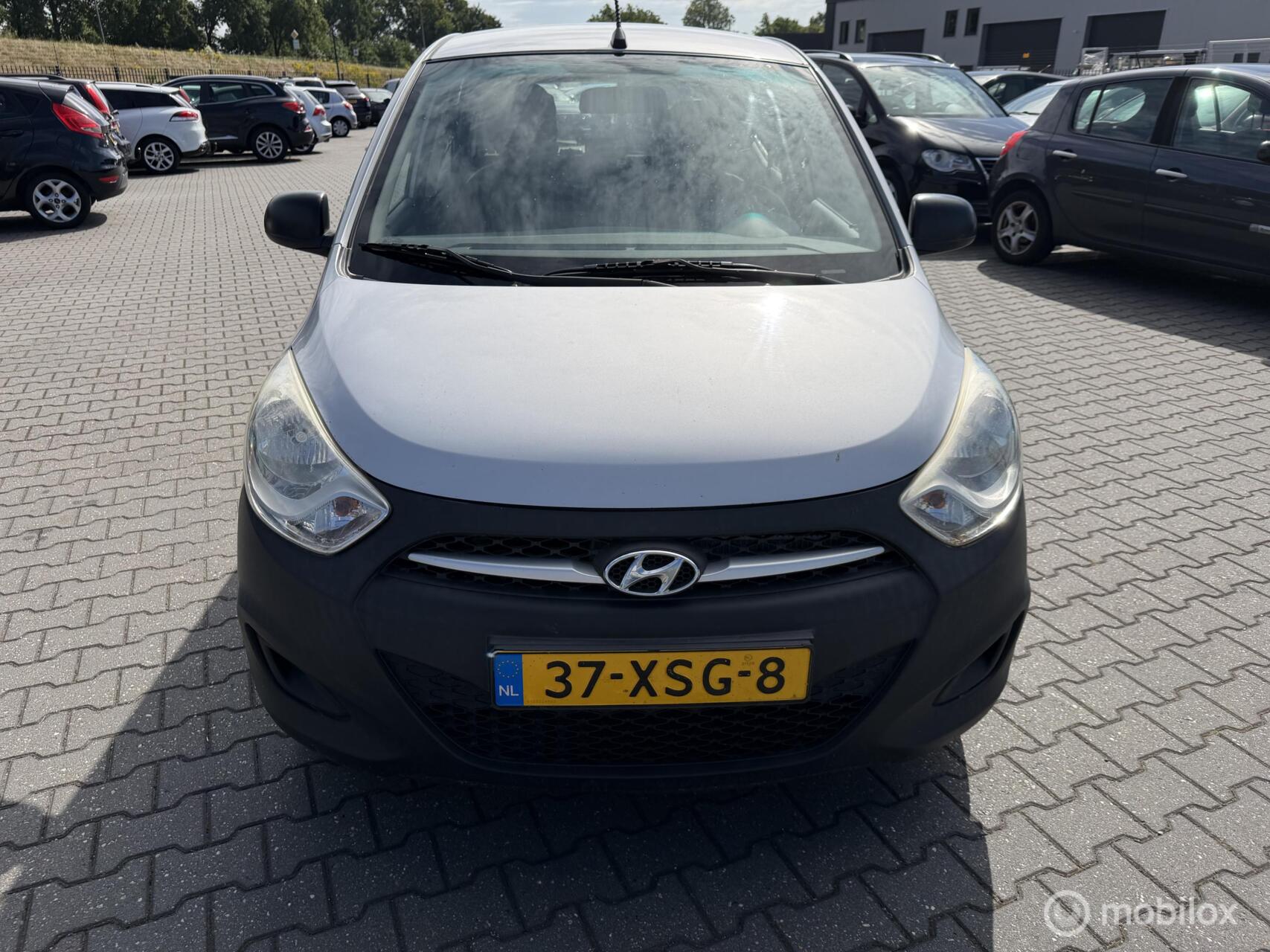Hyundai I 10 1.0 i-Drive inruil koopje prijs vast 2012 - voorkant