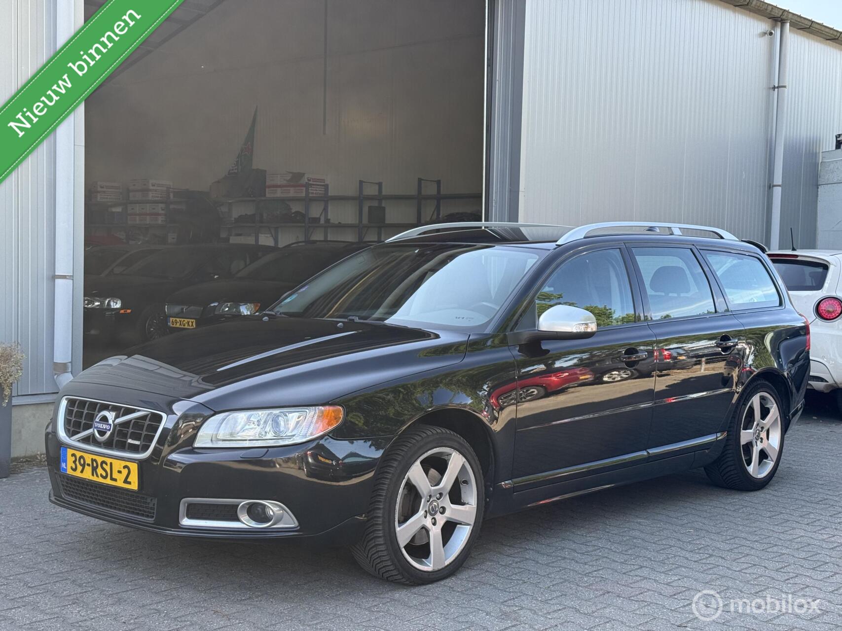 Volvo V70 2.0T R-Edition / R-Design, Nette staat 2011 - voorkant