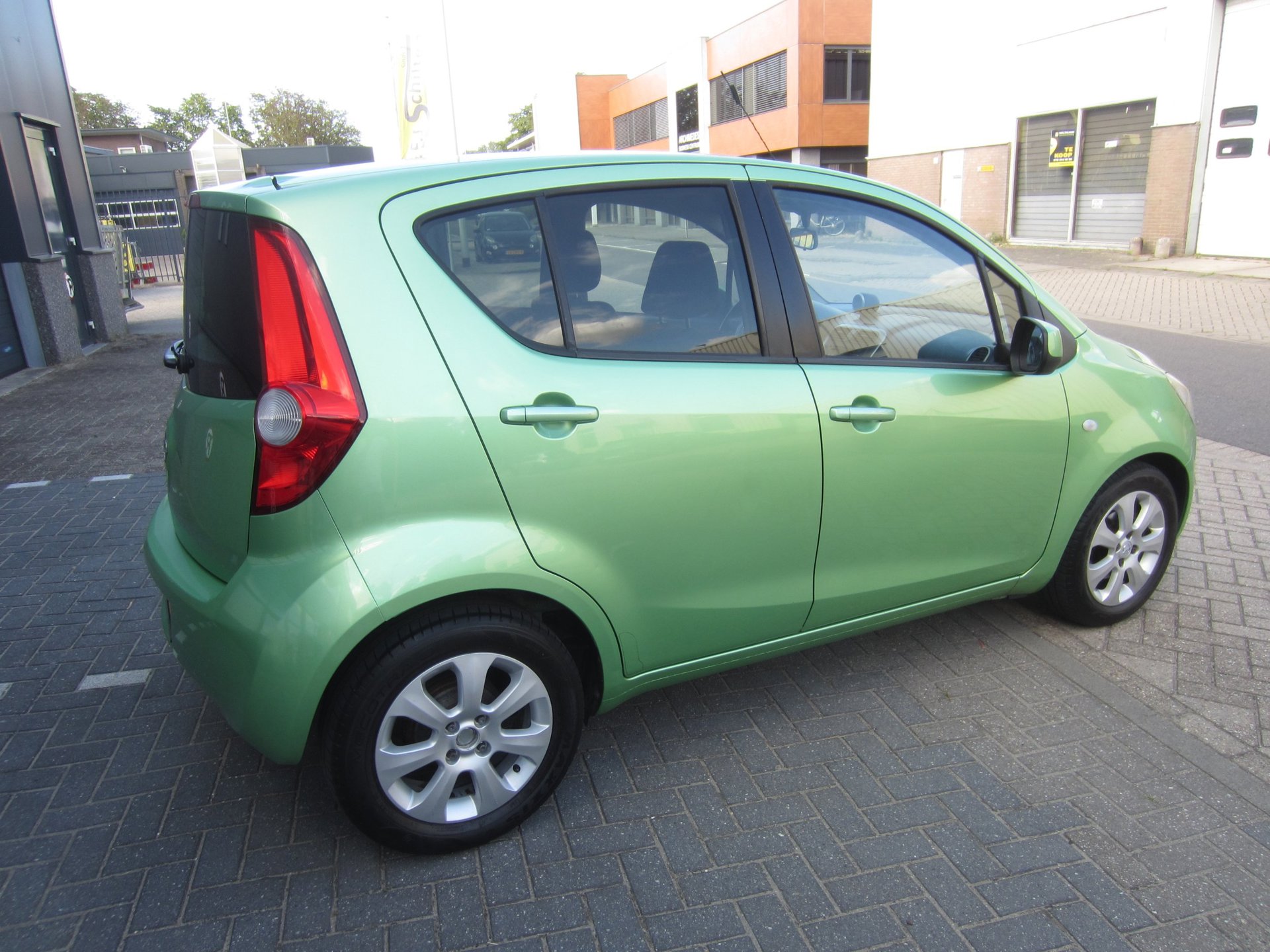 Foto van Opel Agila