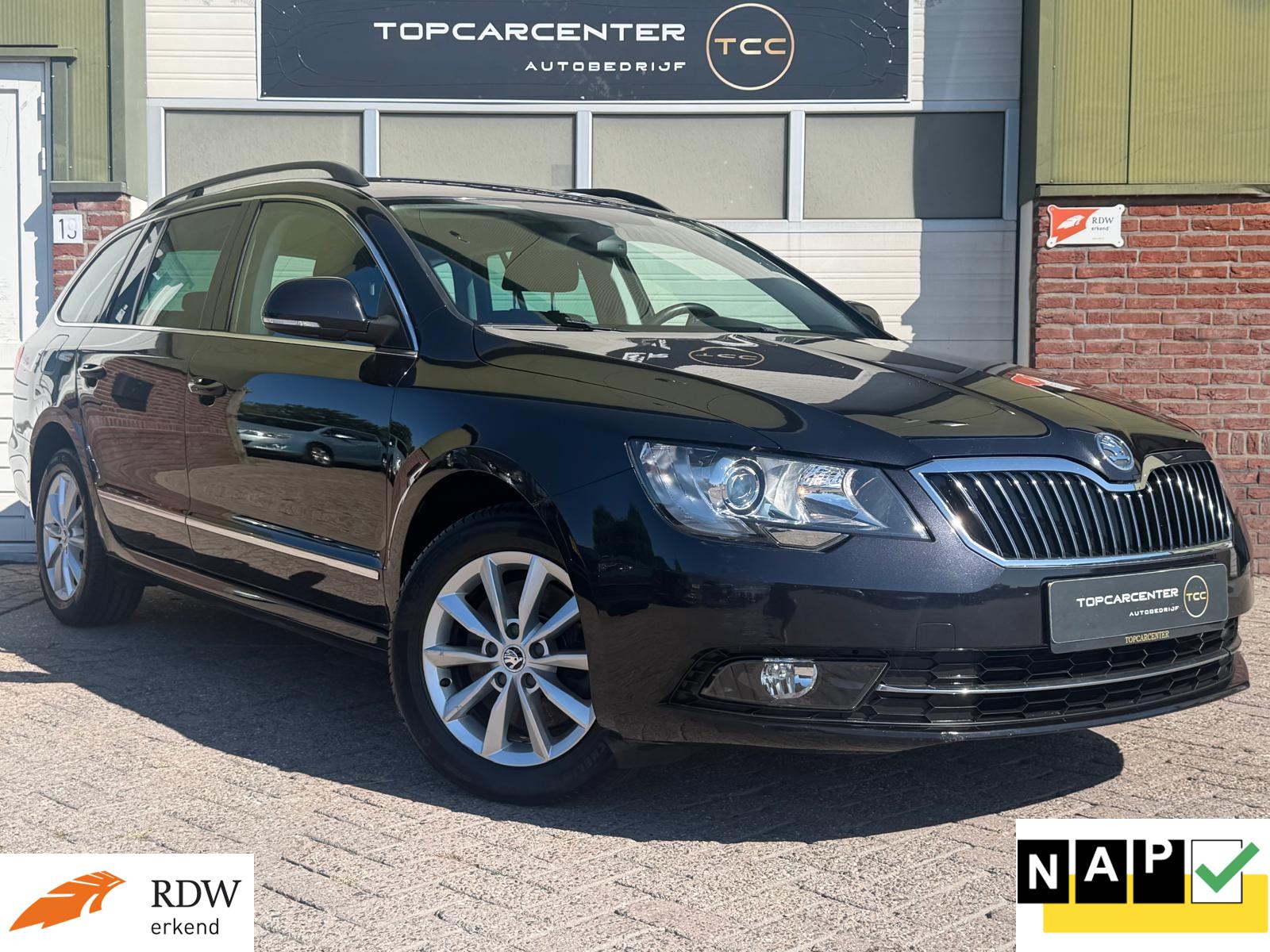Skoda Superb 1.8 TSI Ambition/AUT/PARKS/NAVI/APK/NAP 2014 - voorkant