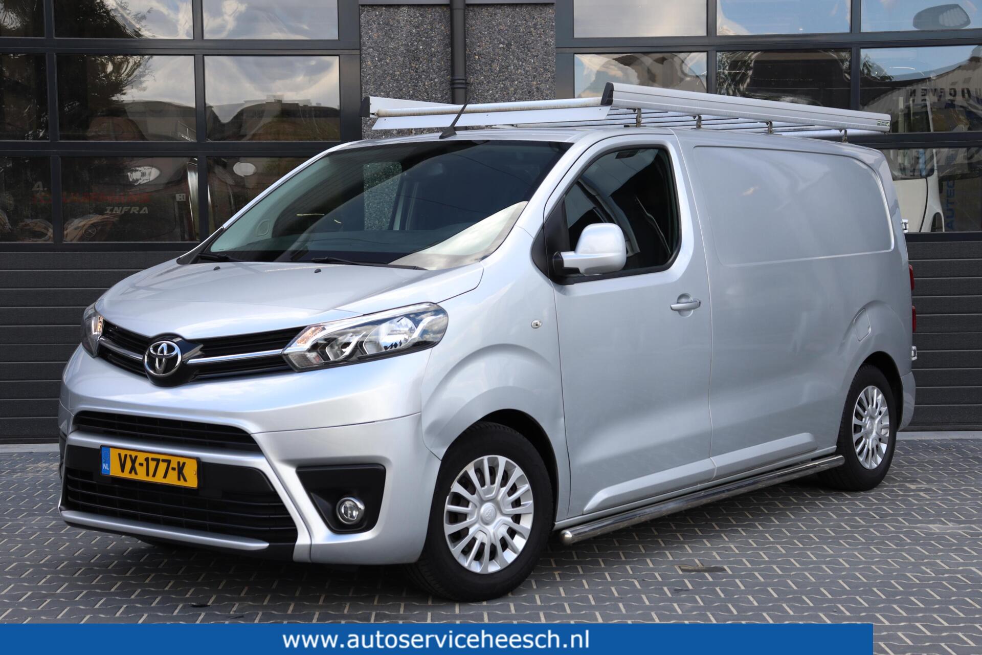 Toyota Proace 1.6 D-4D l EURO6 l AIRCO l NAVI l CRUISE CONTROL 2016 - voorkant