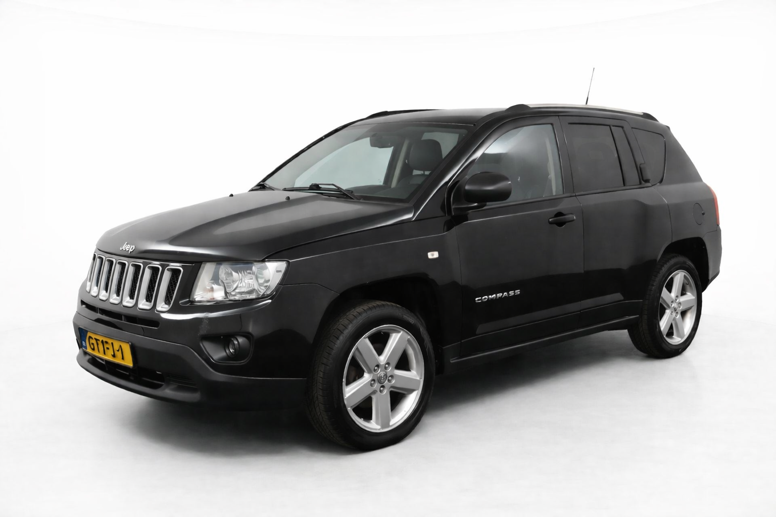 Jeep Compass 2.0 Limited Airco Cruise Leder Stoelverw Trekhk 2012 - voorkant