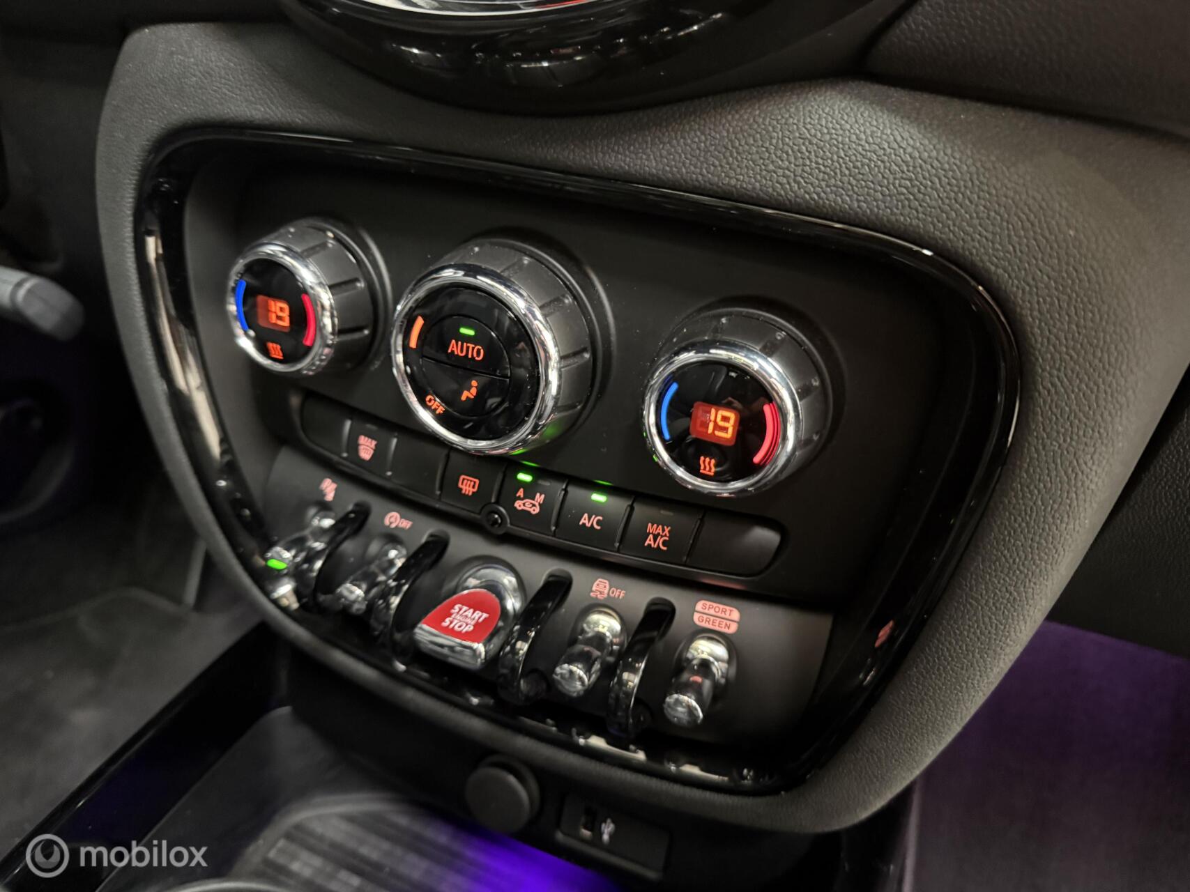Foto van Mini Clubman Cooper