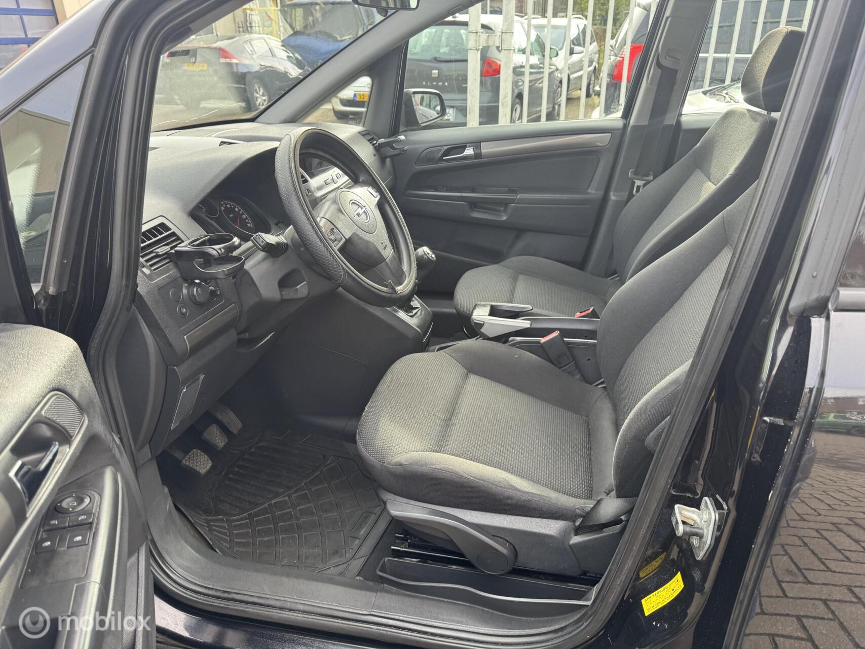 Foto van Opel Zafira