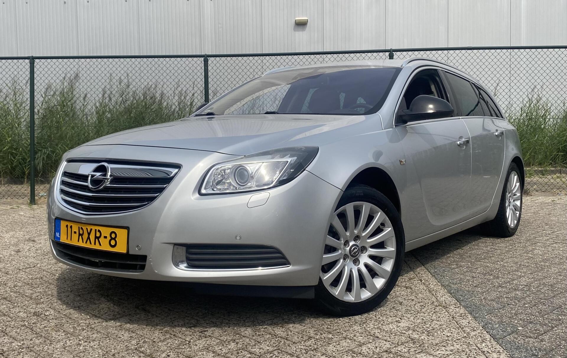 Opel Insignia Sports Tourer 1.6 T Edition 2009 - voorkant