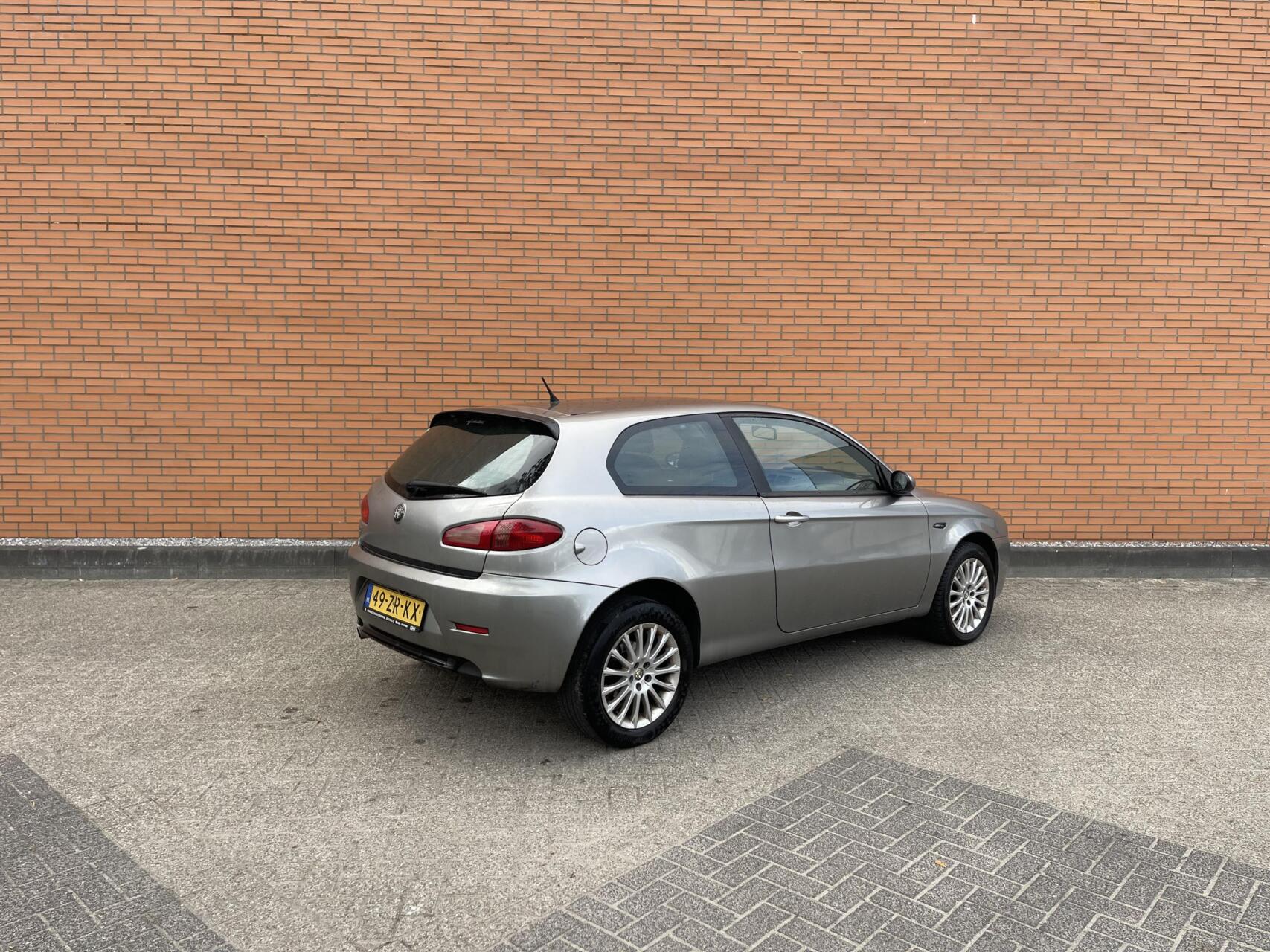 Foto van Alfa Romeo 147