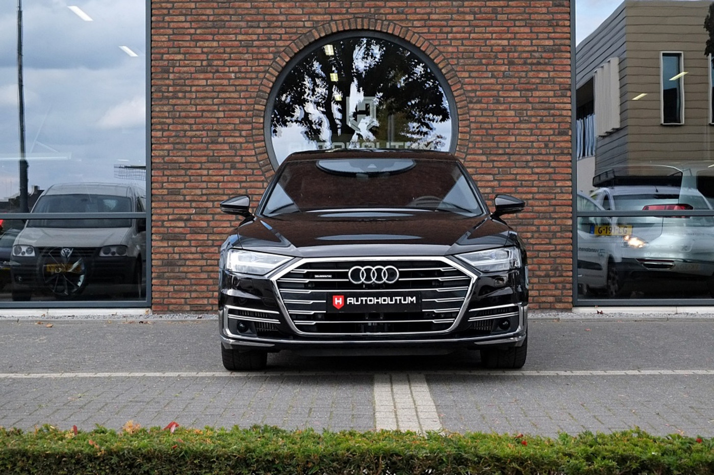 Foto van Audi A8 L