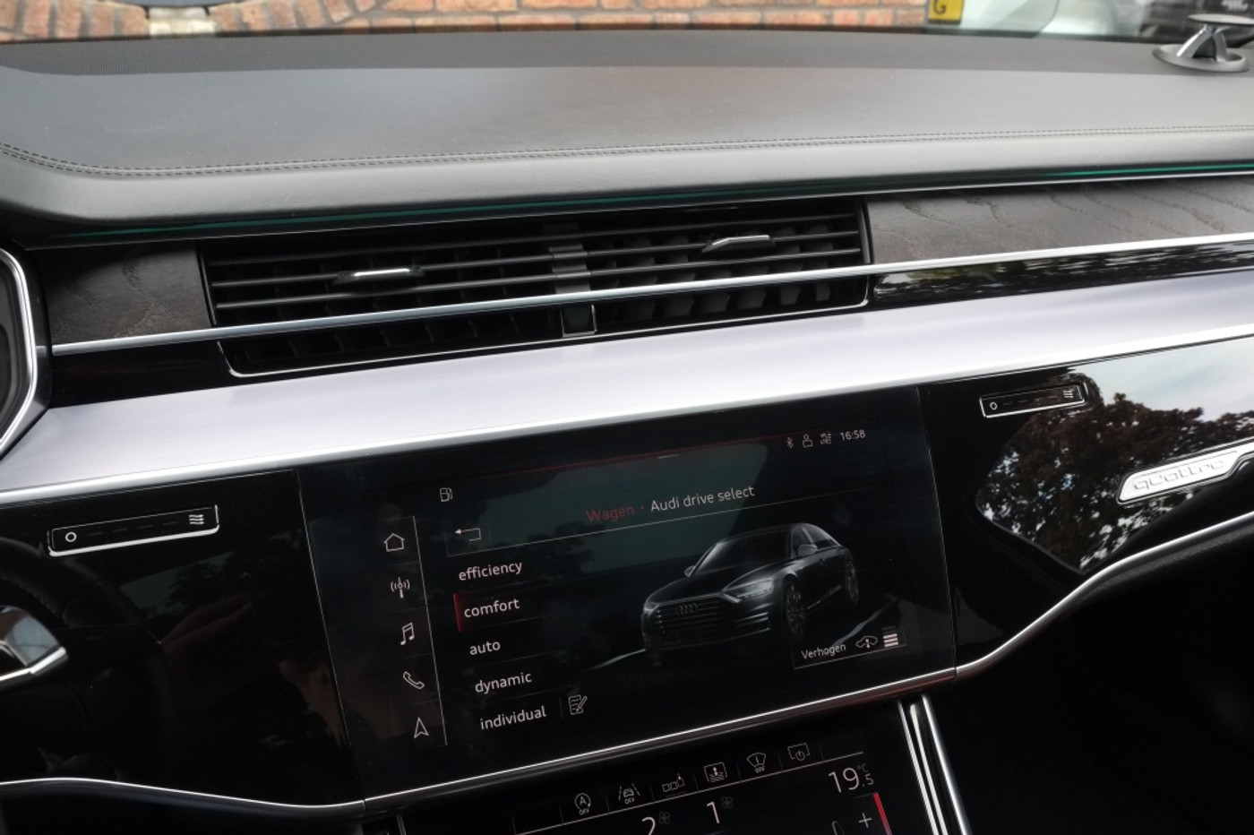 Foto van Audi A8 L