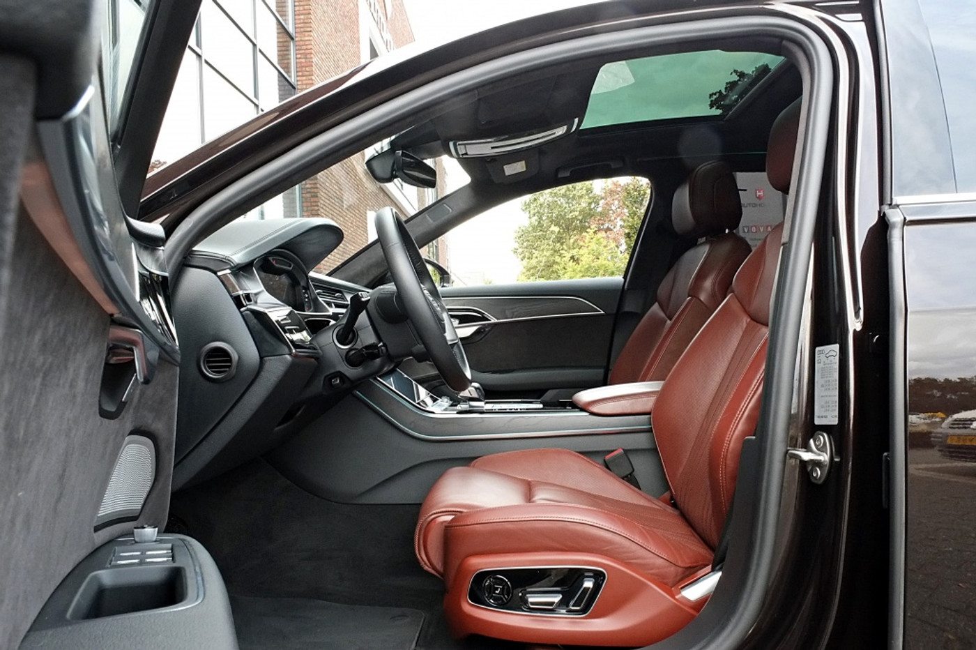 Foto van Audi A8 L
